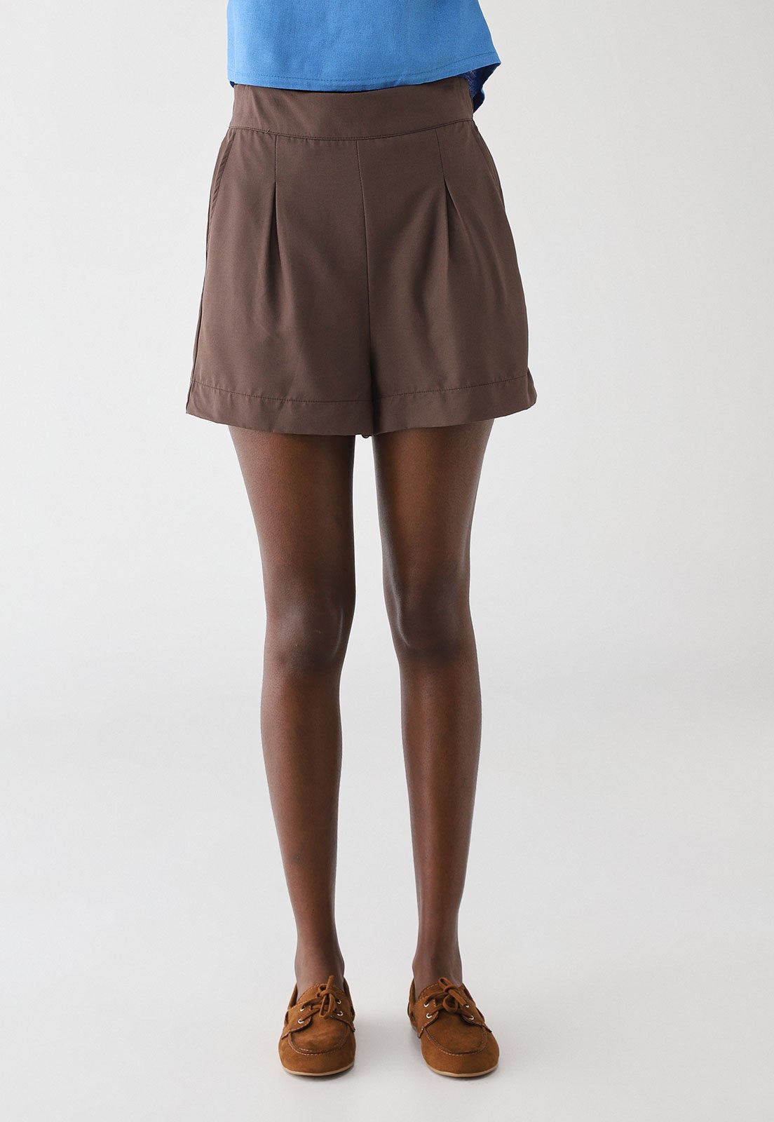 Shorts Feminino Hering Pregas Marrom