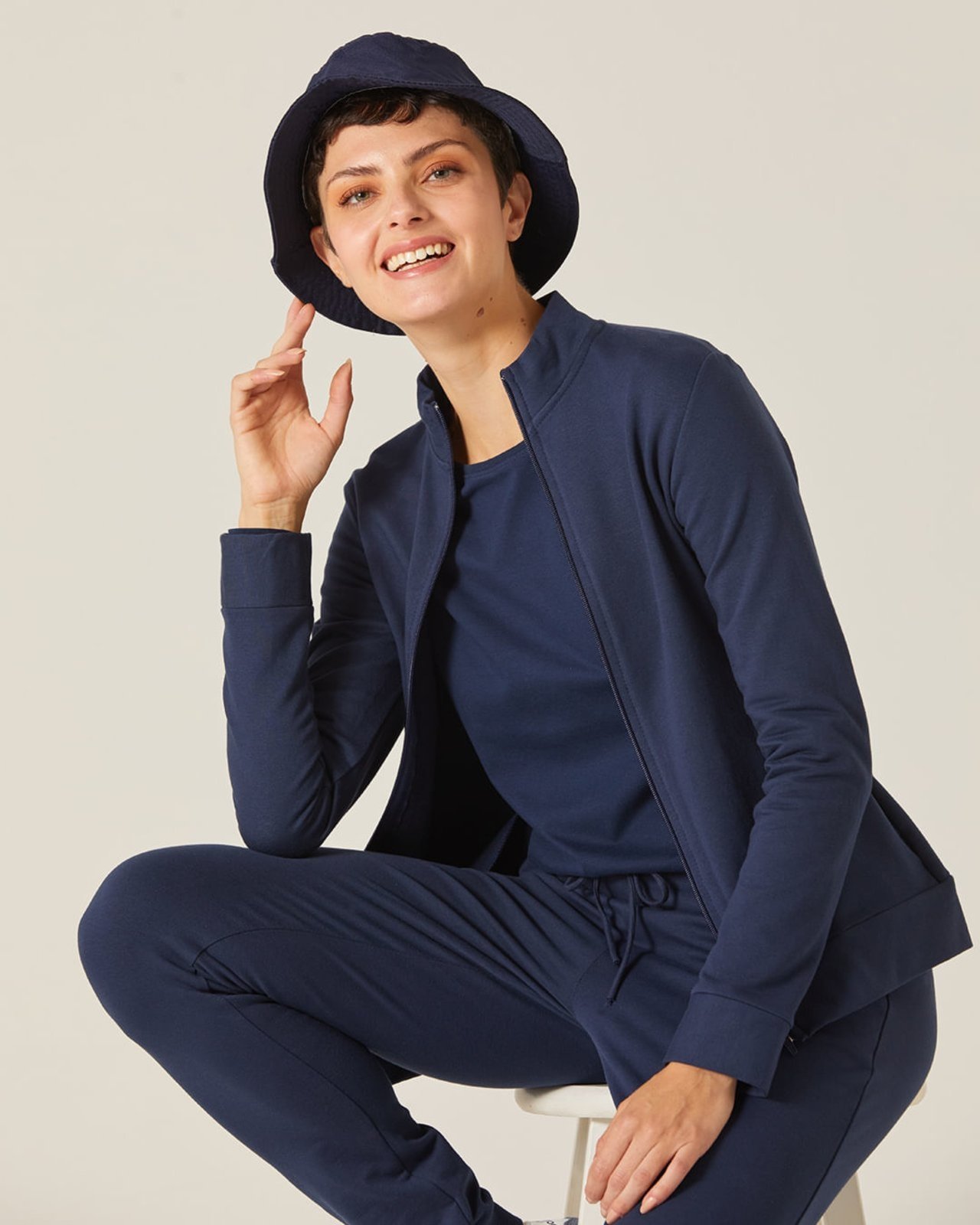 Jaqueta Básica Feminina Gola Alta Moletom Stretch Flanelado
