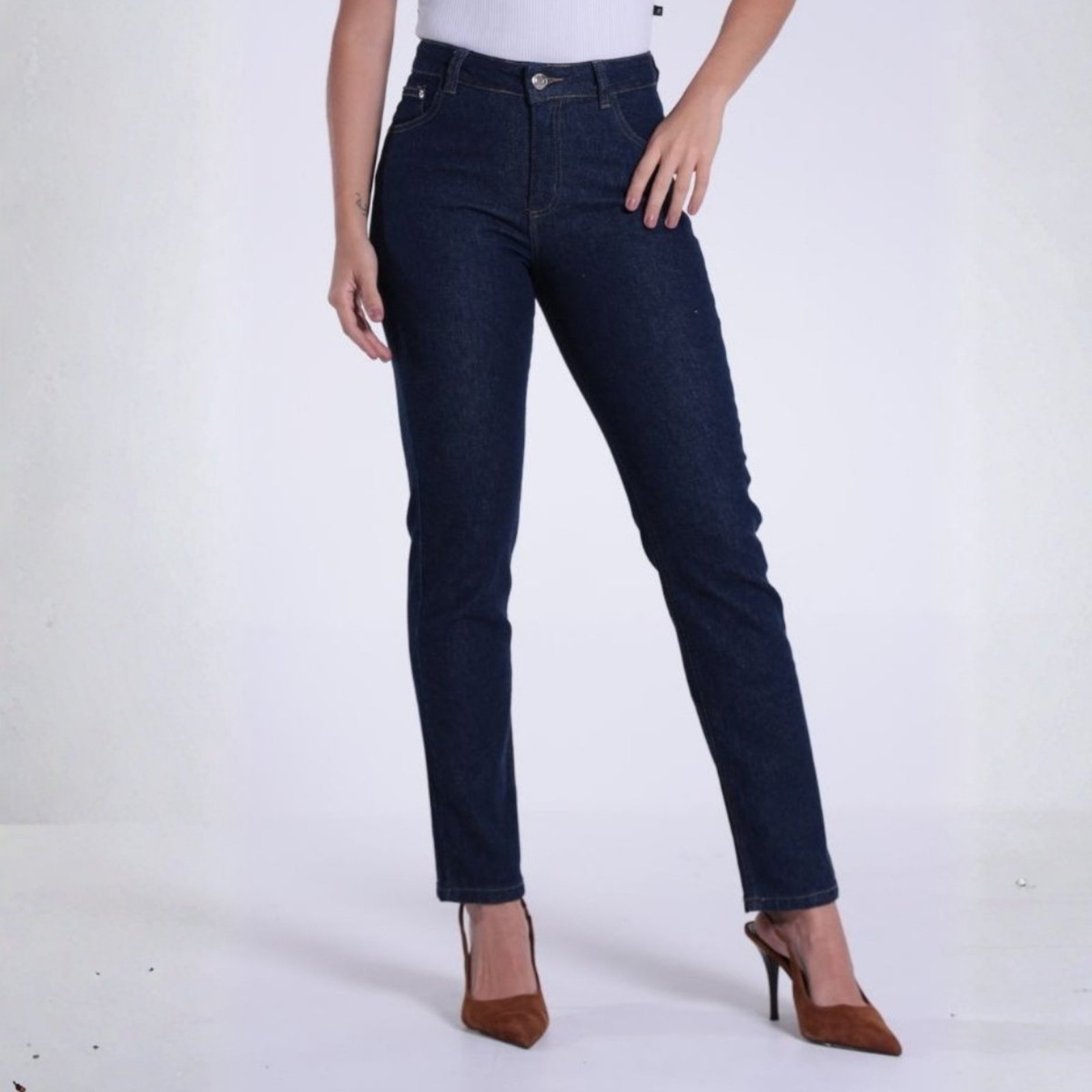 Calça Jeans Reta Barra Normal Feminino Revanche Calcária
