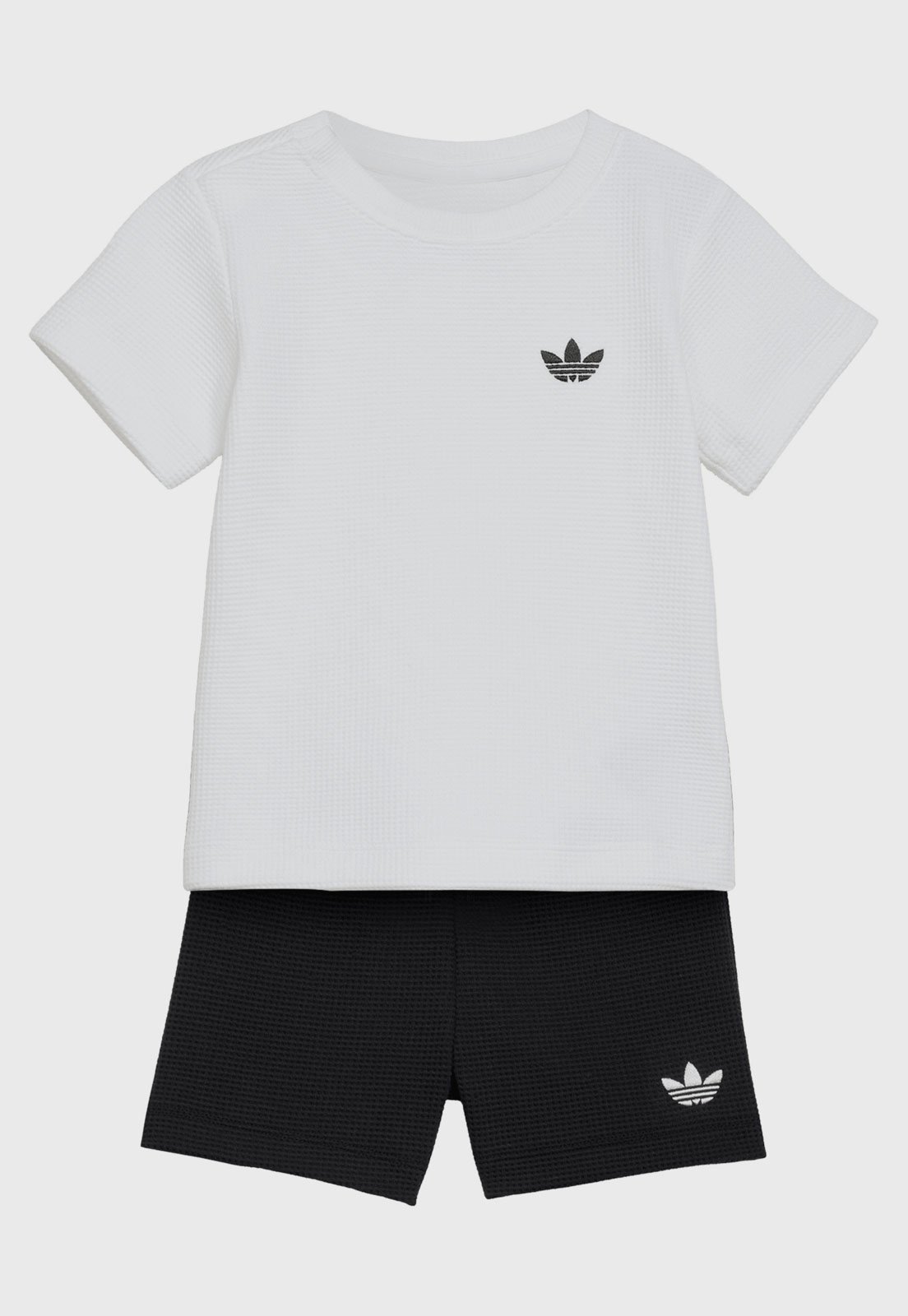Conjunto adidas Originals Camiseta e Shorts Branco