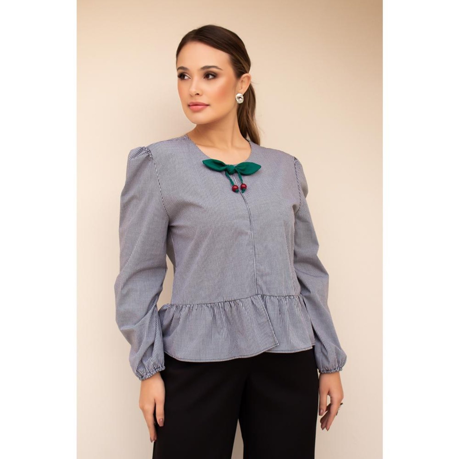 Blusa Feminina Xadrez Minimalista Com Babados Delicada