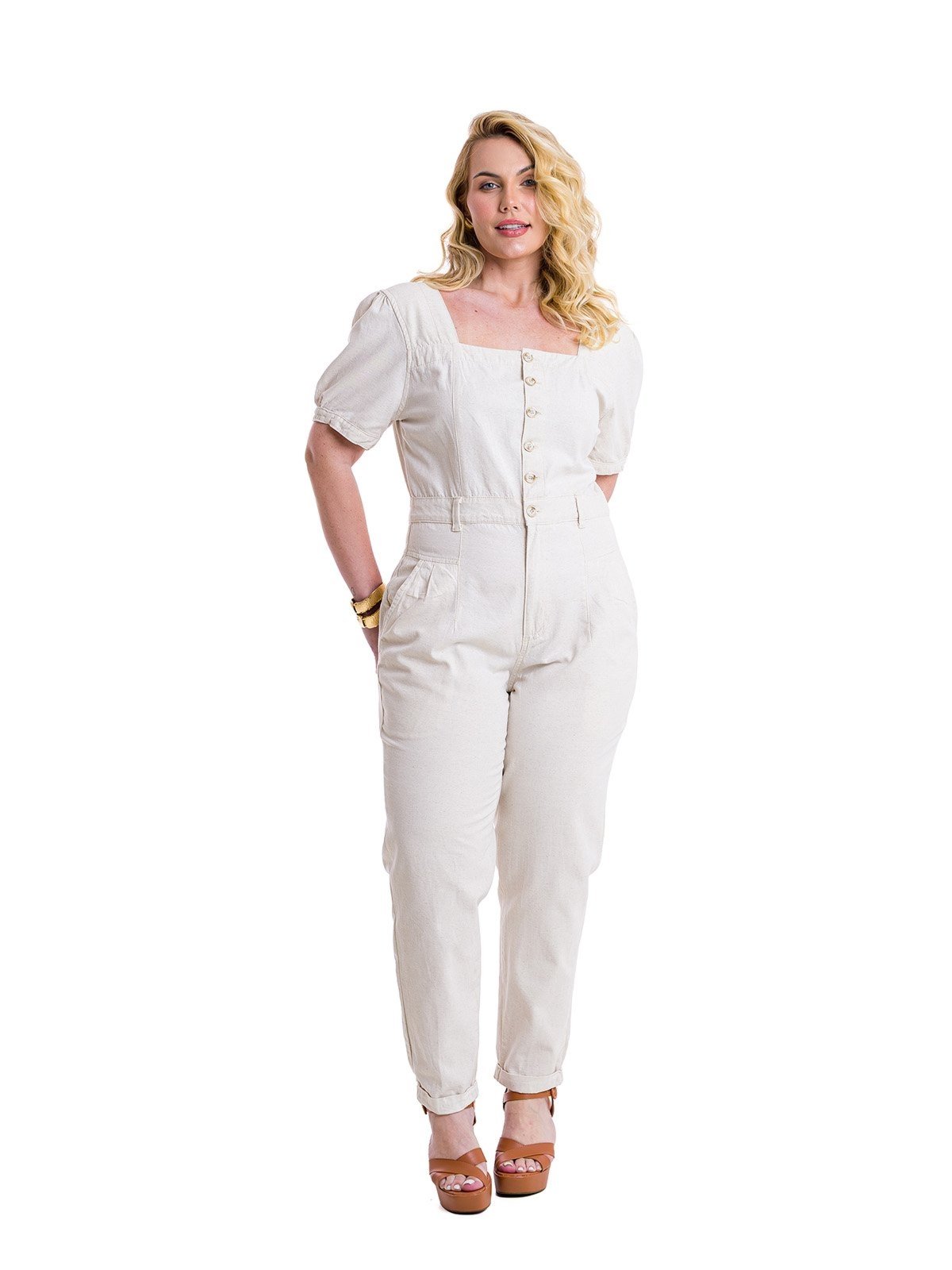Macacão Feminino Slouchy De Linho Premium com Manga Princesa - Bege