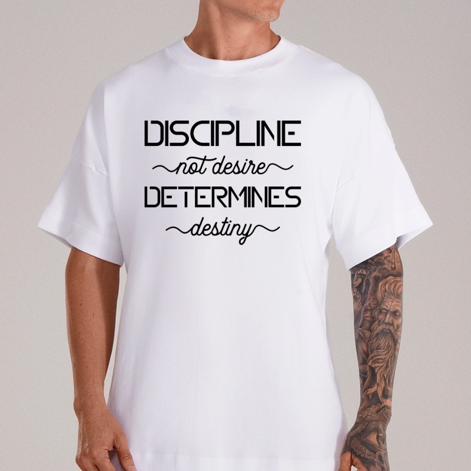 Camiseta Ousy Discipline Determines Destiny Oversized Unissex Branco