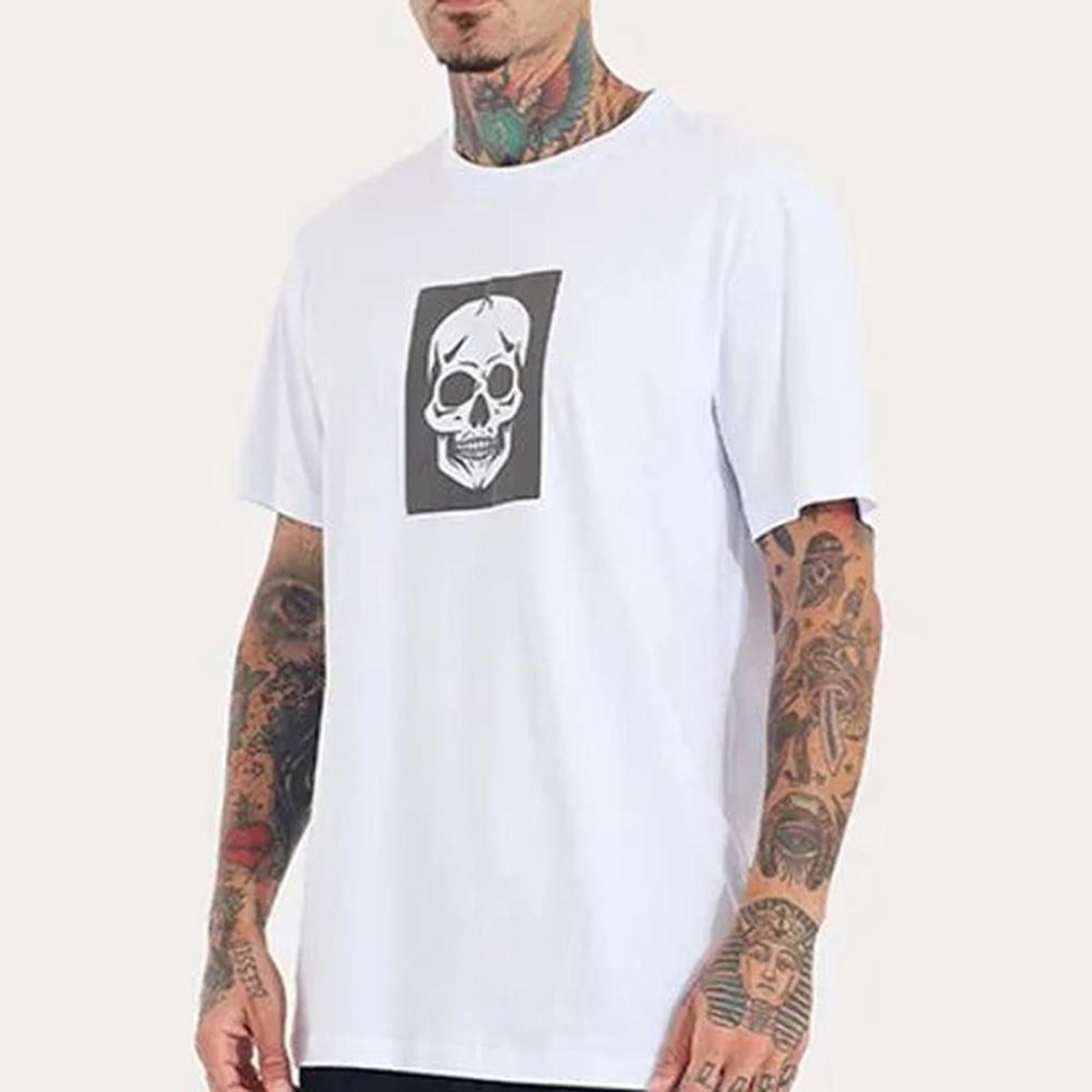 Camiseta MCD Caveira Vazada SM26 Masculina Branco