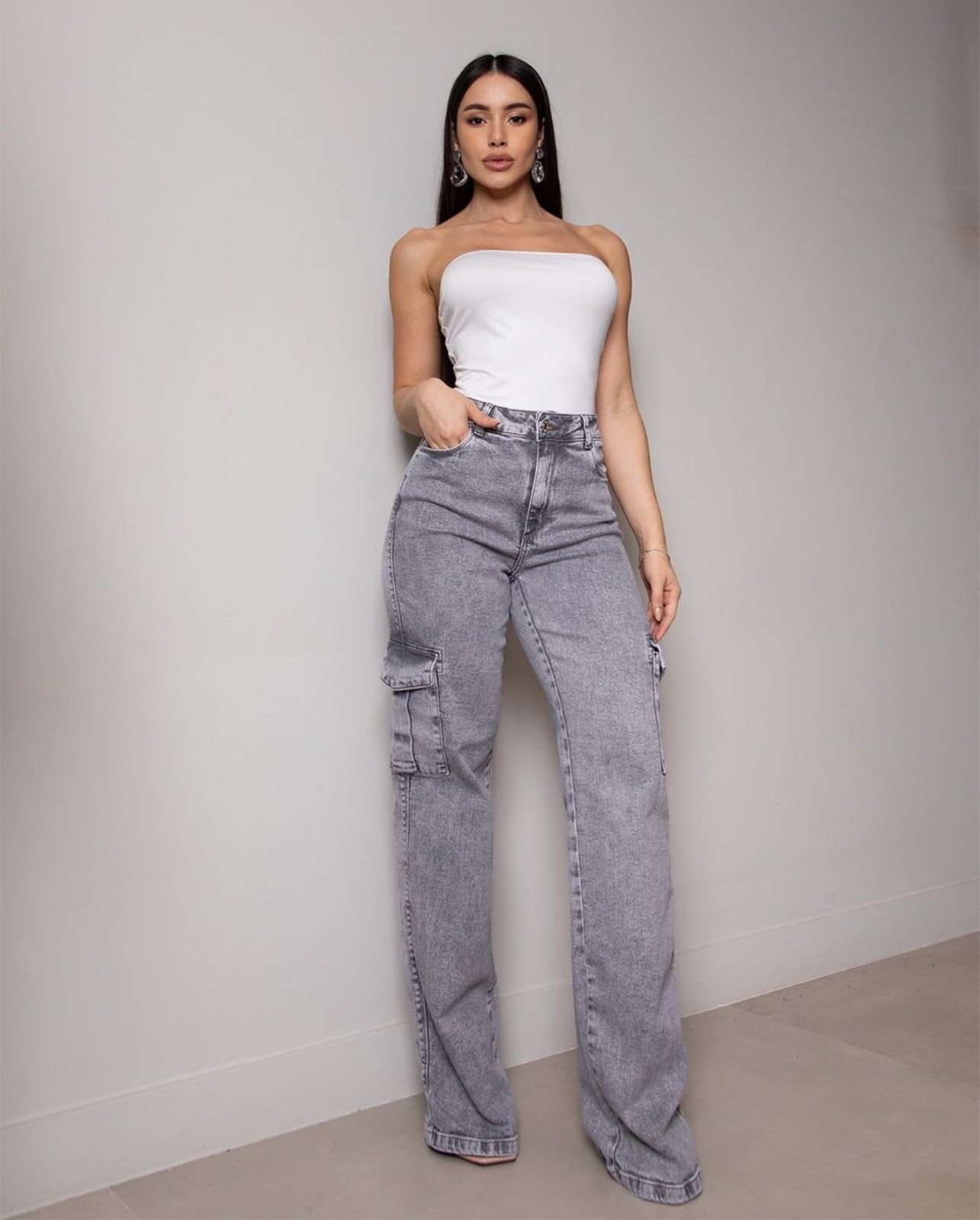 Calça Jeans Wide Leg Feminina Cintura Alta Cargo com Elastano 22999 Cinza Consciência