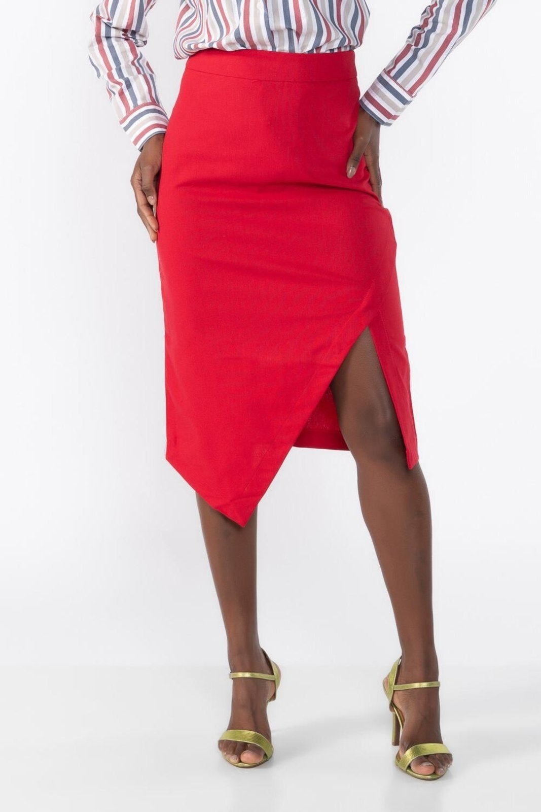Saia midi assimetrica lacream em linho Vermelho