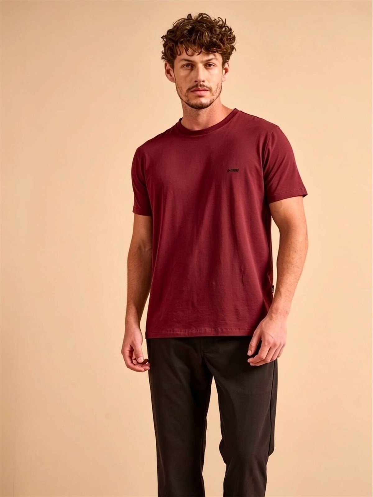 Camiseta Masculina New Slim Forum Vermelho Vin Ro