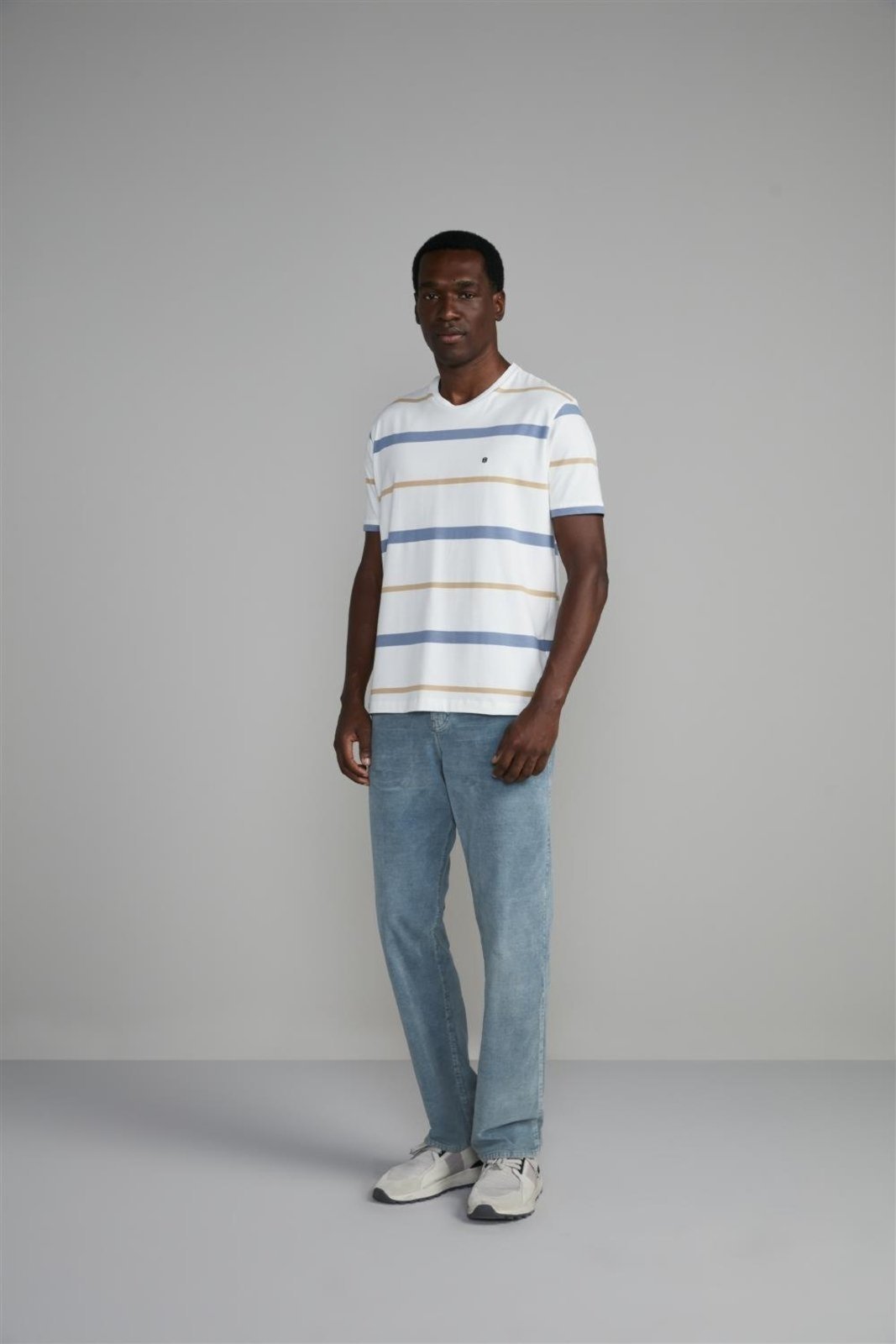 HIGHSTIL Camiseta Malha Comfort - Creme / Amarelo Banana