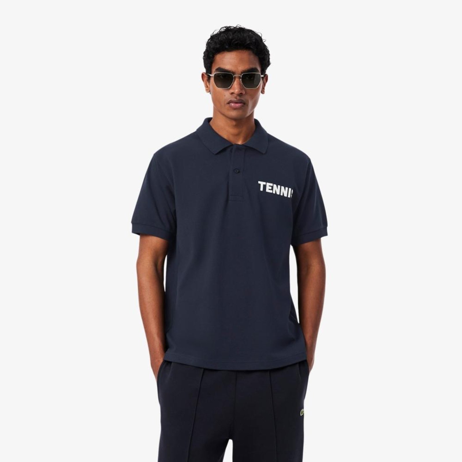 Polo Petit Piqué de Modelagem Clássica com Estampa Preto