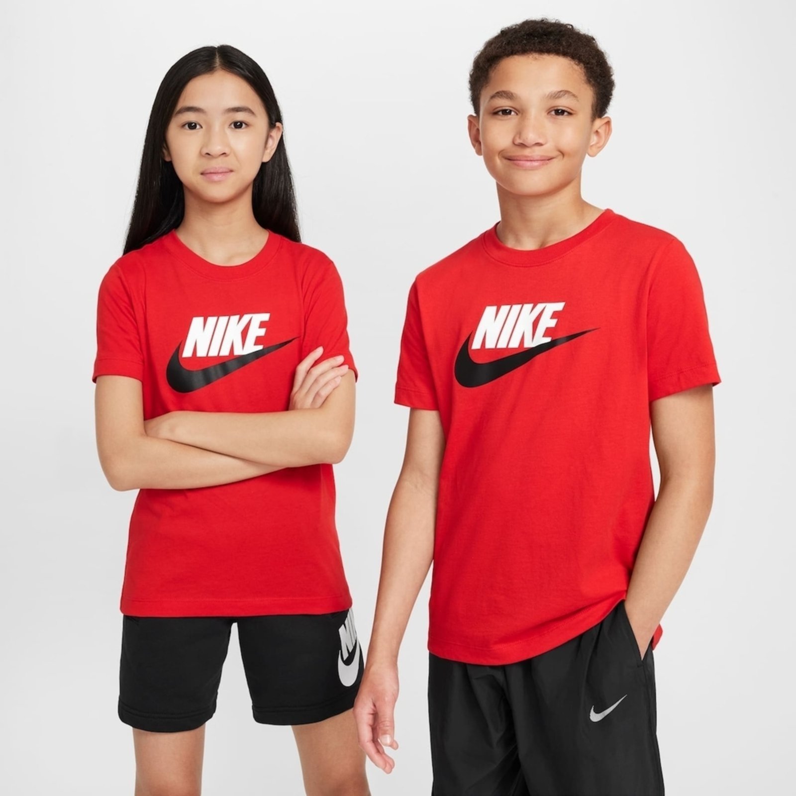 Infantil - Camiseta Nike Sportswear Futura
