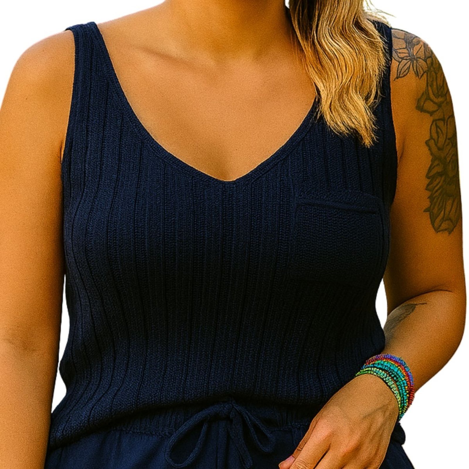Blusa Regata Vih Triny Larga em Tricô Fang Bolsinho Frontal e Caimento Solto Marinho