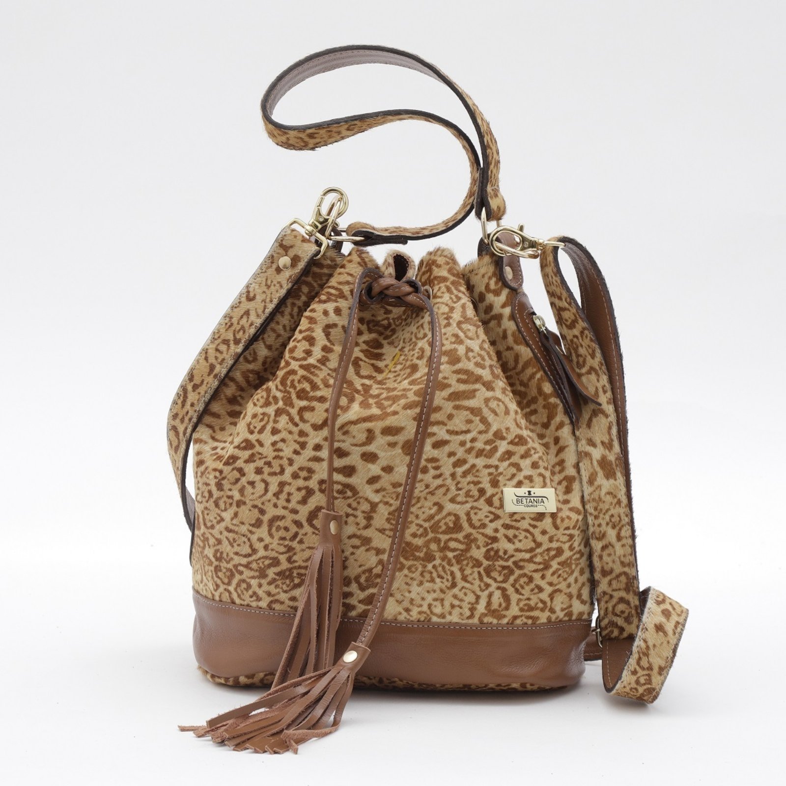 Bolsa Saco Feminina Transversal Betania Couros animal print Bege em Couro