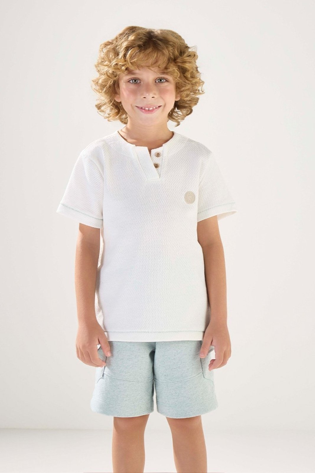 Infantil - Conjunto Bata Malha Tricot e Bermuda Moletom Linho Off