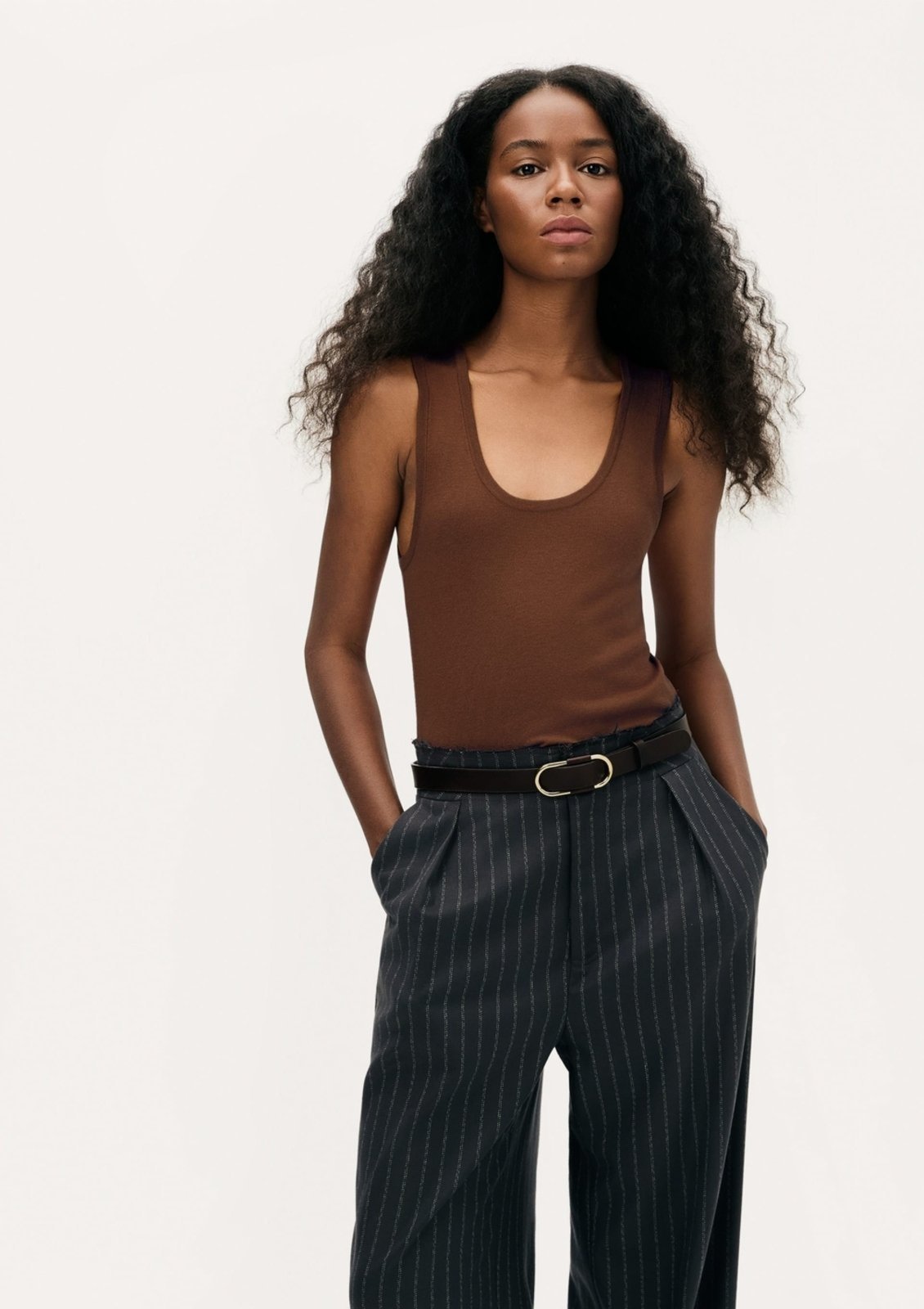 Regata Feminina Slim Decote U Em Tricô De Viscose Hering