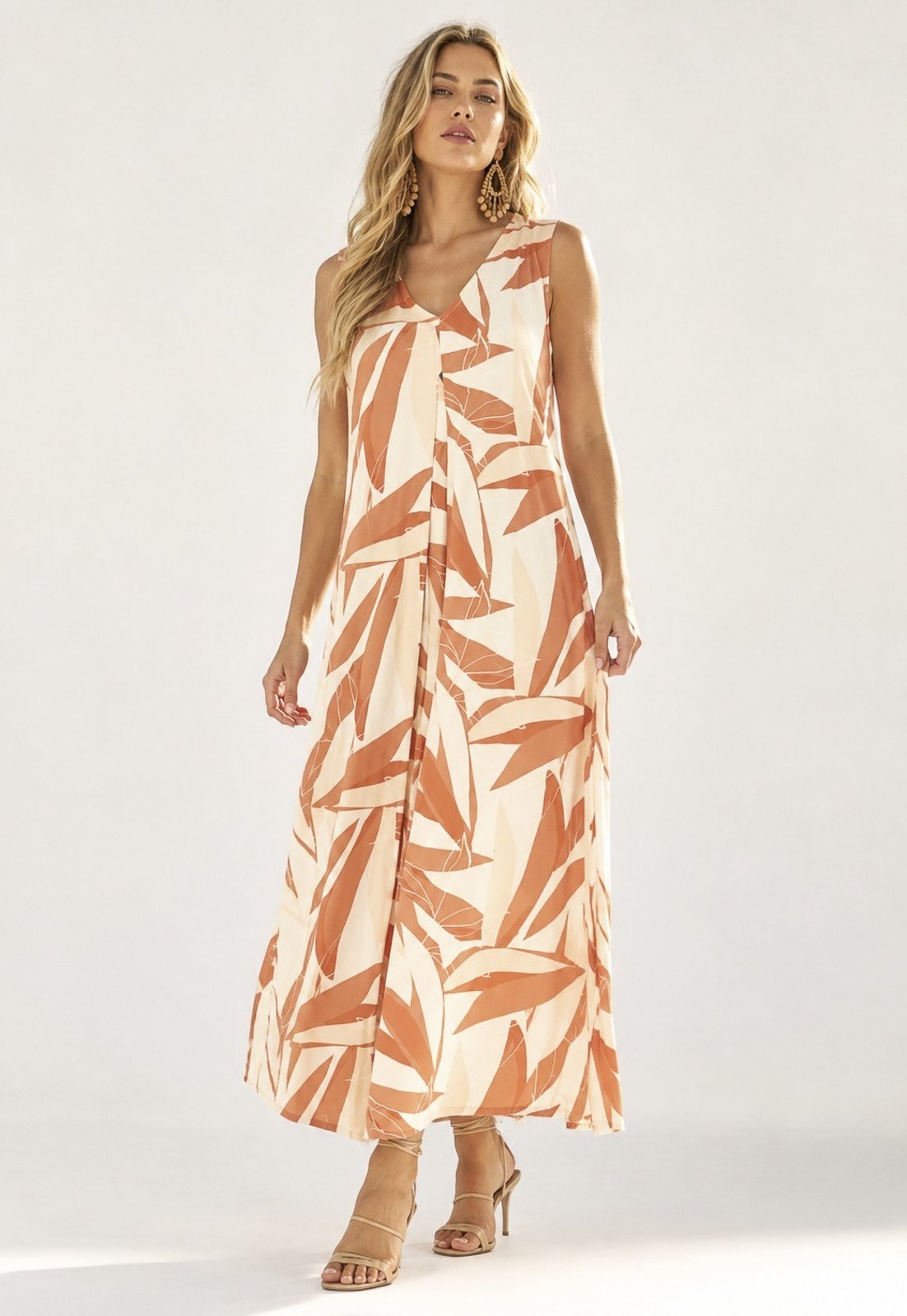 Vestido CabanaFree Longo Acará Malha Estampa Selvagem Laranja