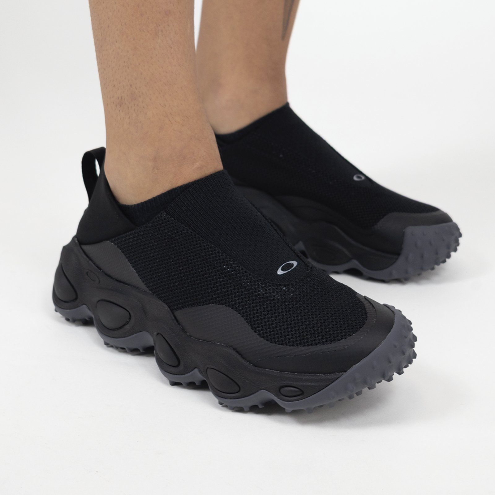 Tenis Eon Shift Pitch Black
