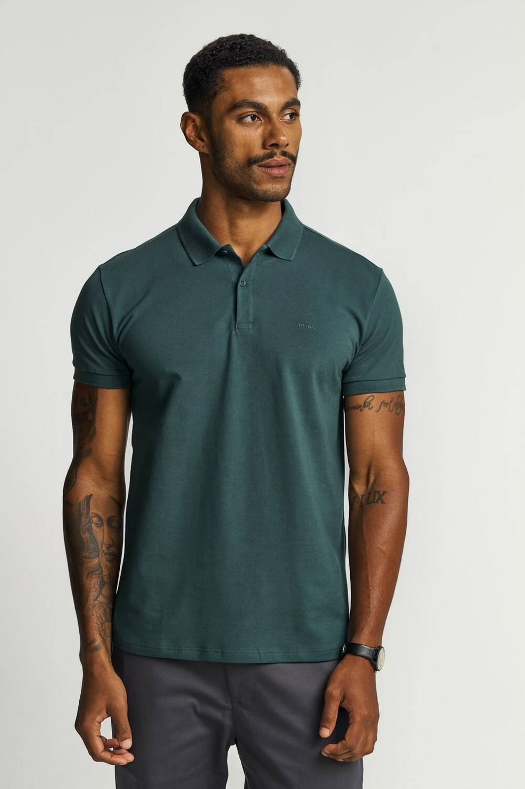 Polo Masculina com Cava Ajustada - Fit Triton Verde Albero