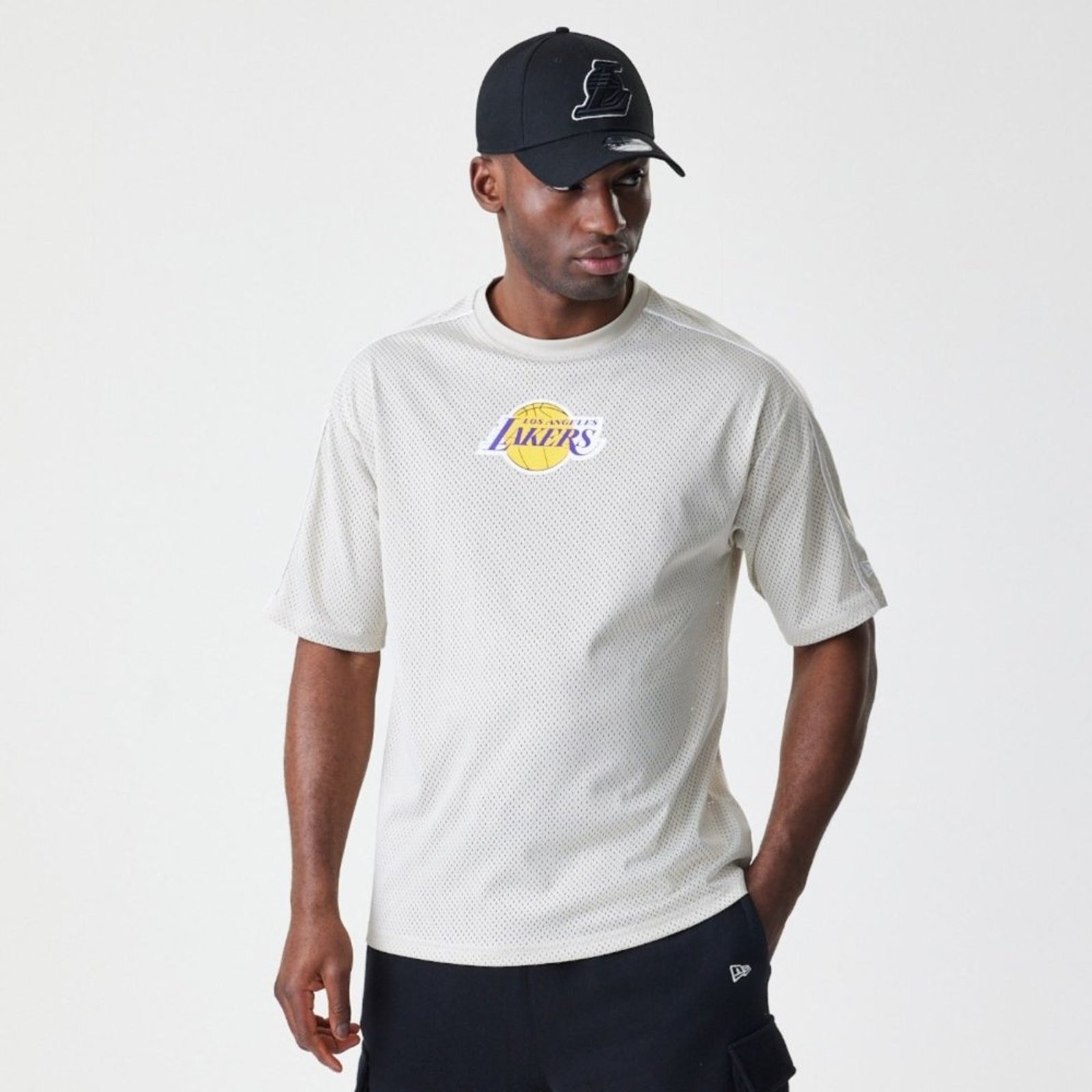 Camiseta New Era Regular Los Angeles Lakers NBA Bege