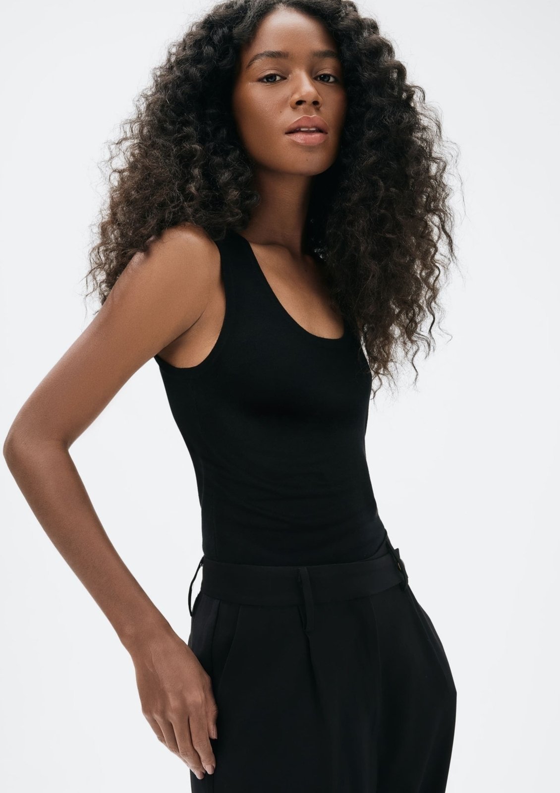 Regata Feminina Slim Decote U Em Tricô De Viscose Hering