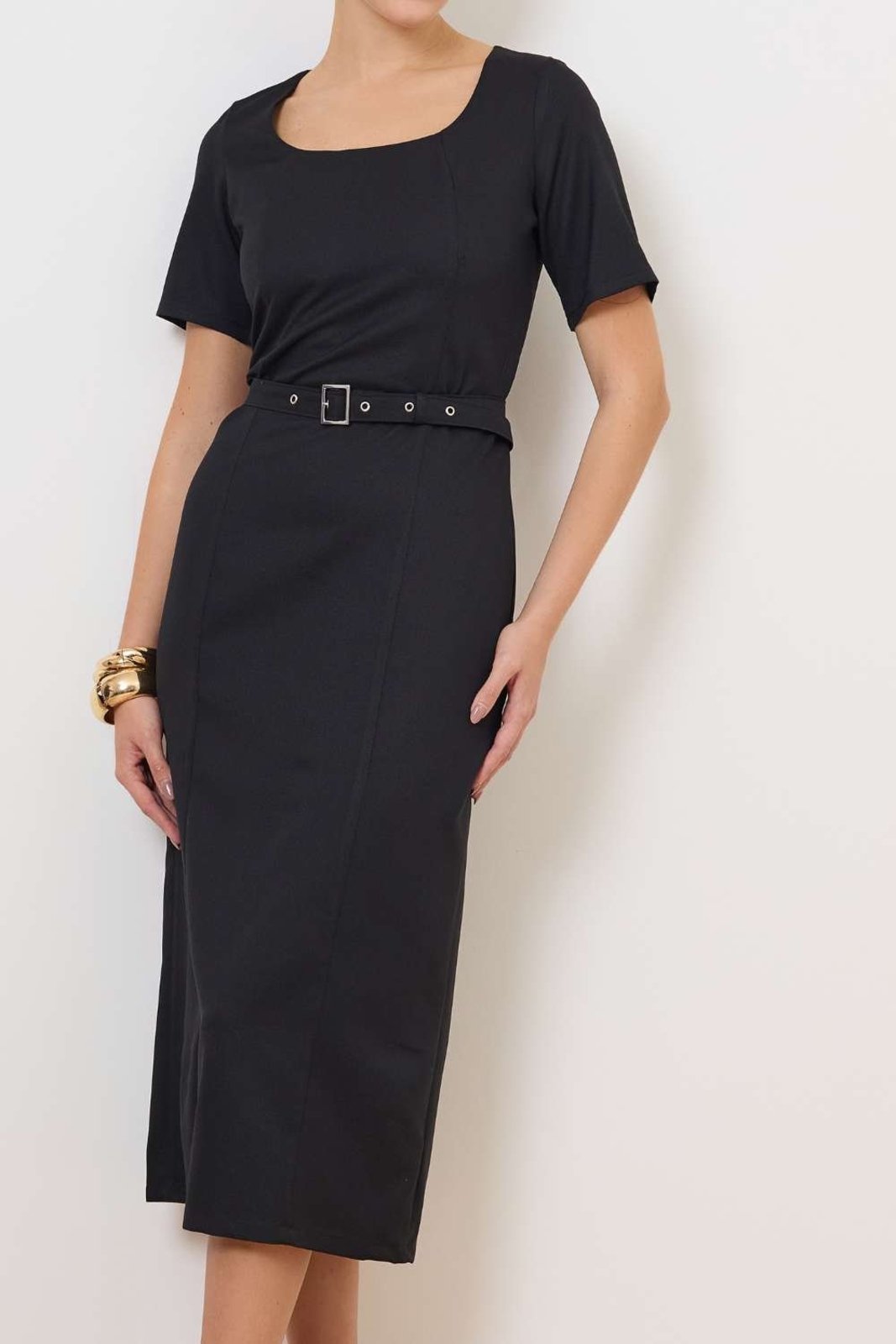 Vestido Vanibele Midi Preto