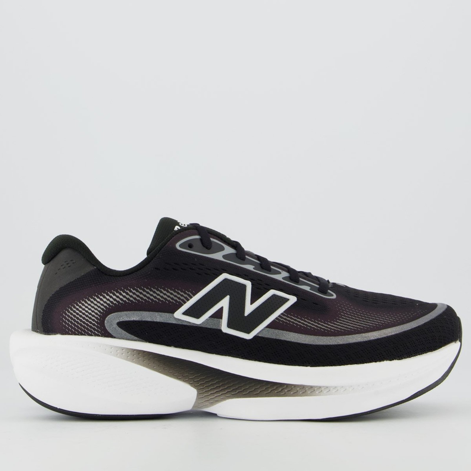 Tênis New Balance Fresh Foam Ellipse Preto e Branco
