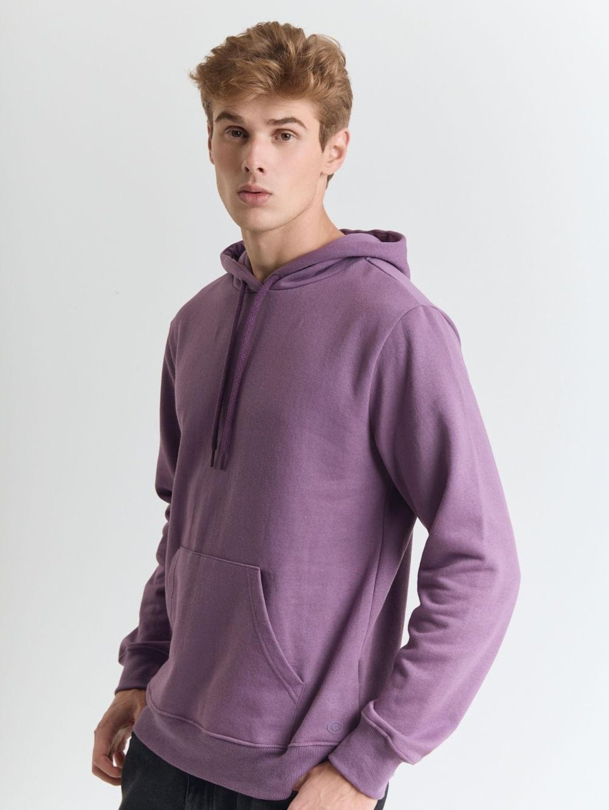 Moletom básico canguru com capuz roxo