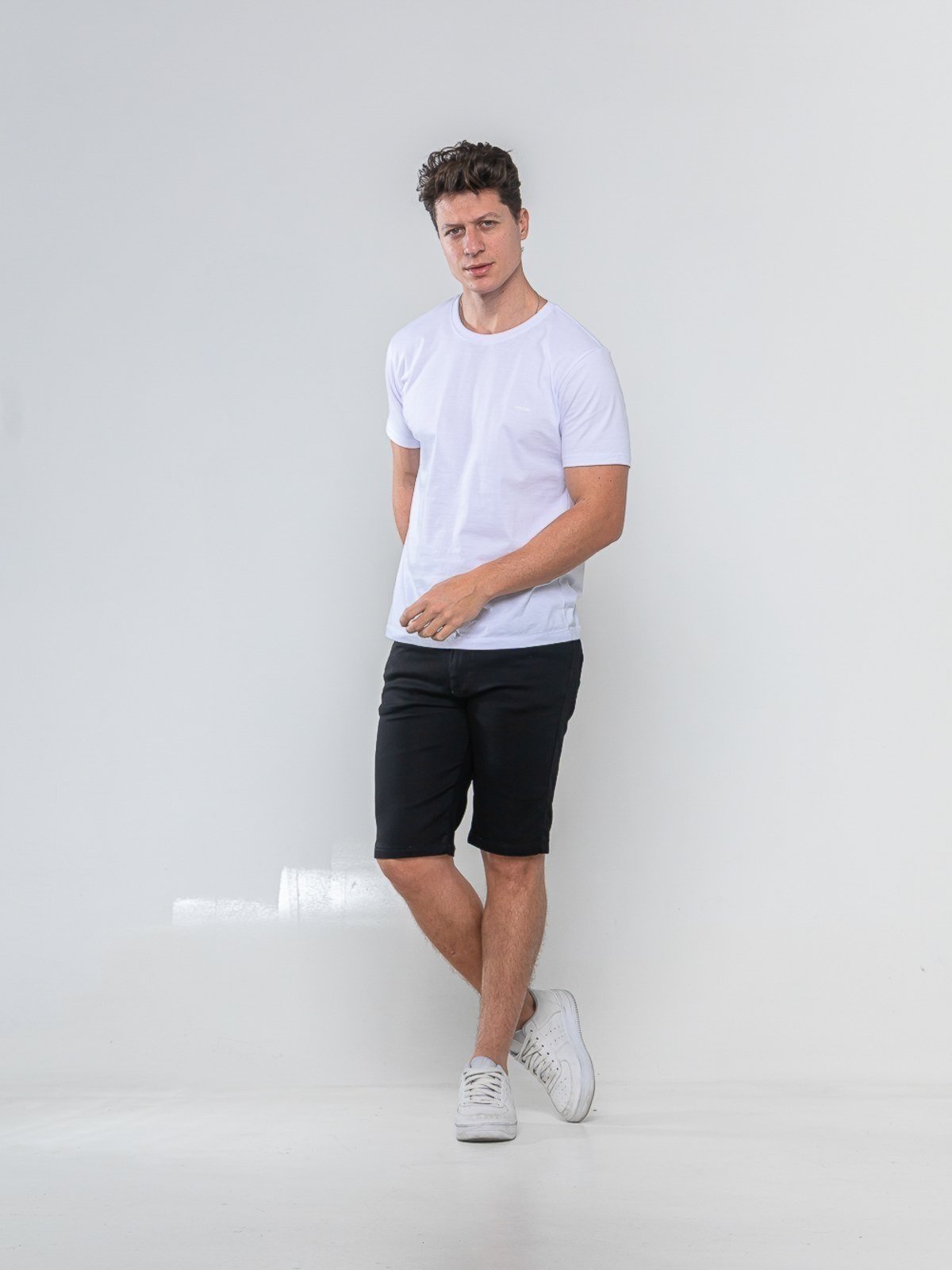 Bermuda Sarja Masculina Tempo Habil Preto Casual e Basica