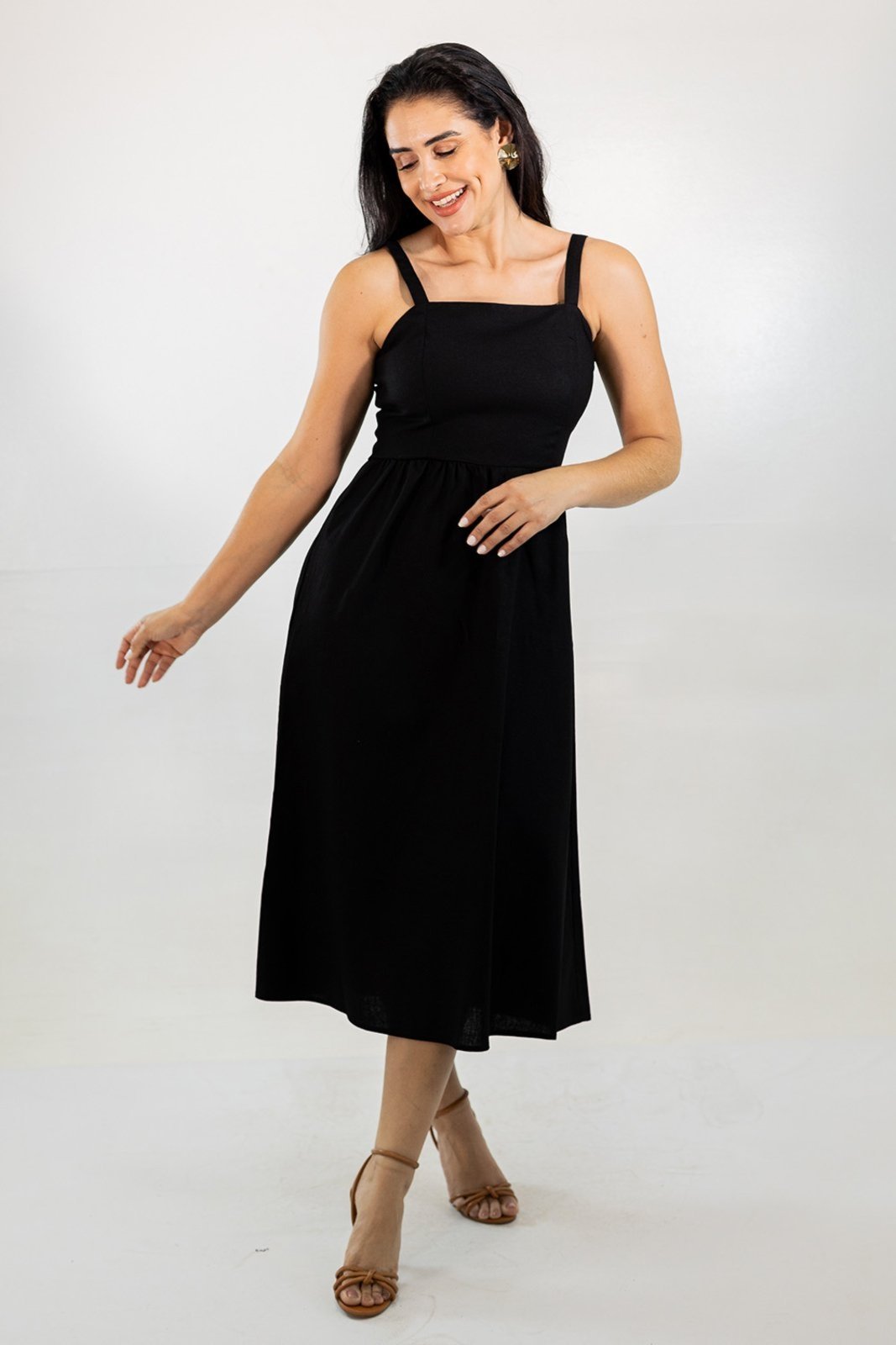 Vestido Midi Linho Alcinha Elástico Preto Off Anticorpus