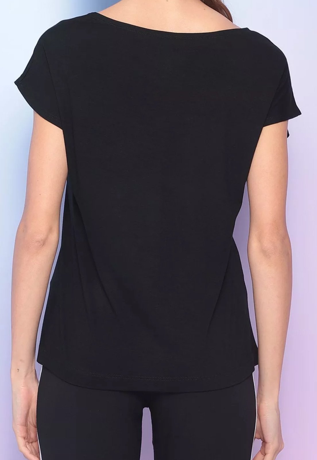 Vista 3 Blusa Maria Paes Manga Curta Preta preto Maria Paes preto