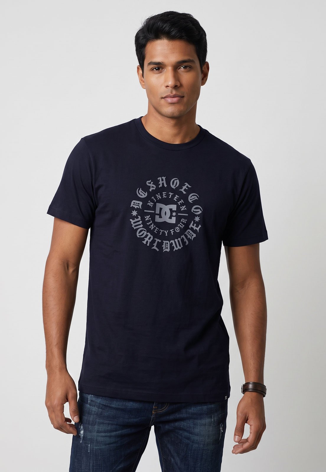 Camiseta Masculina DC Shoes Estampa Cold Circle Azul Marinho