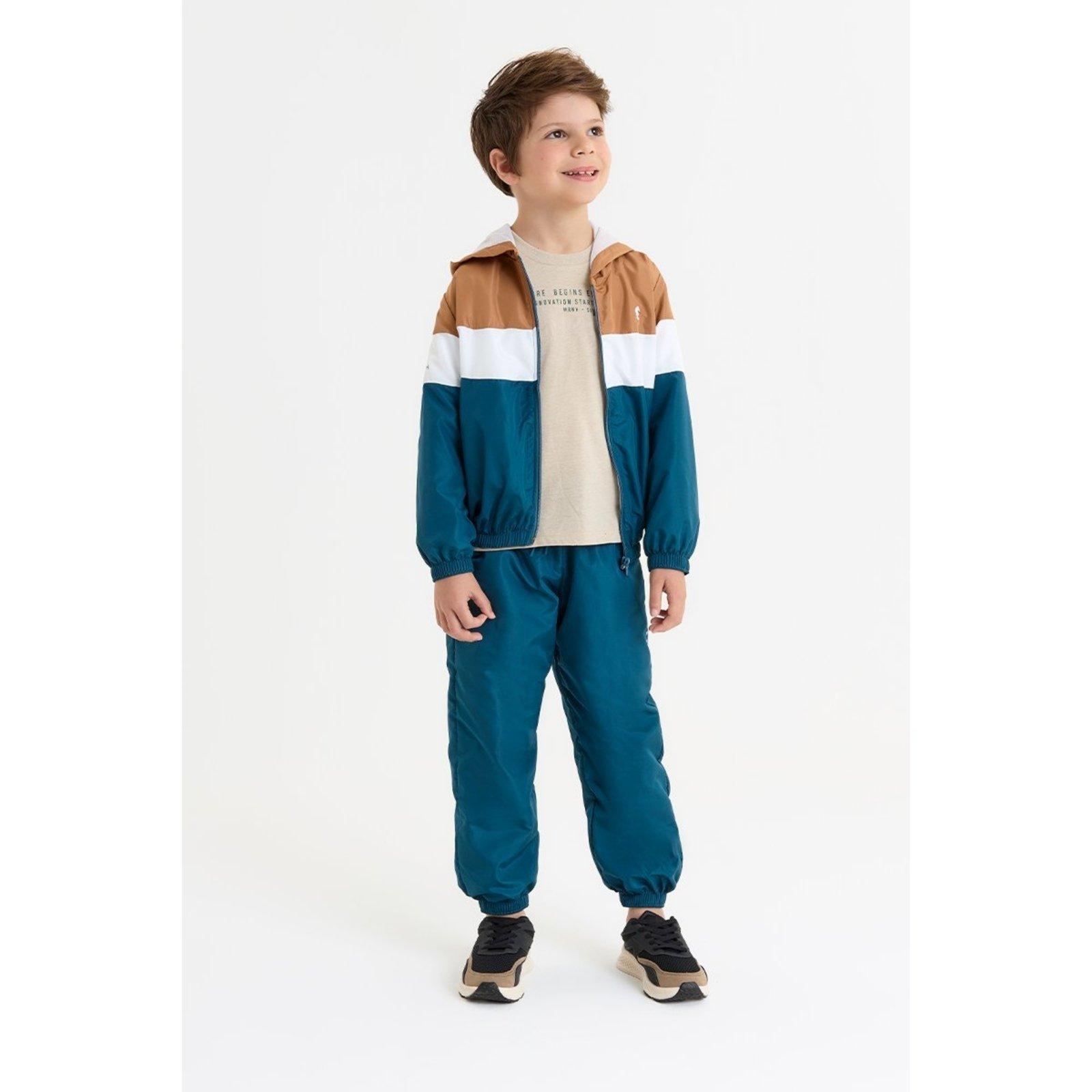 Infantil - Conjunto Masculino com Jaqueta e Calça em Nylon Confortável
