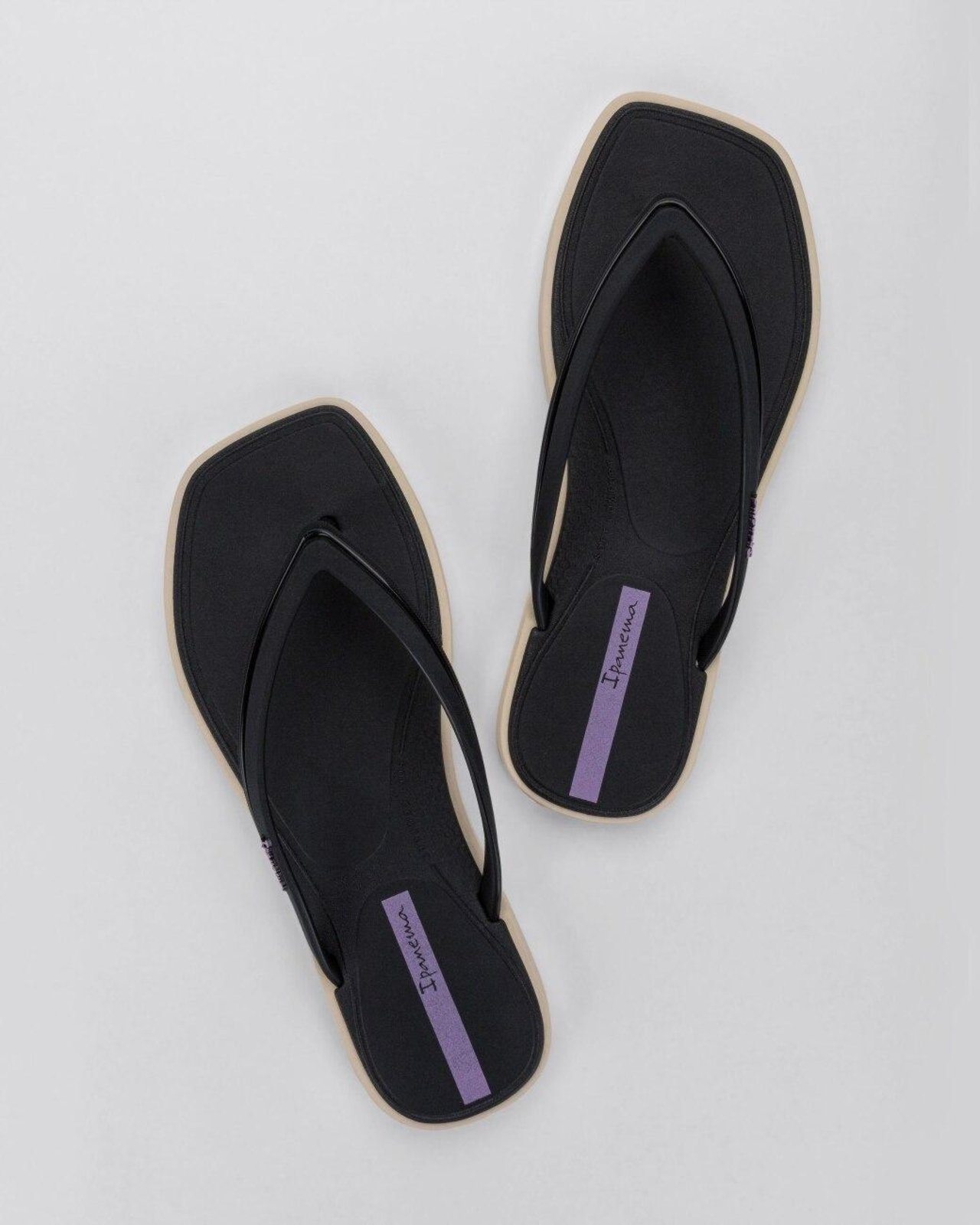 Chinelo Feminino Ipanema Edge Comfy Bege