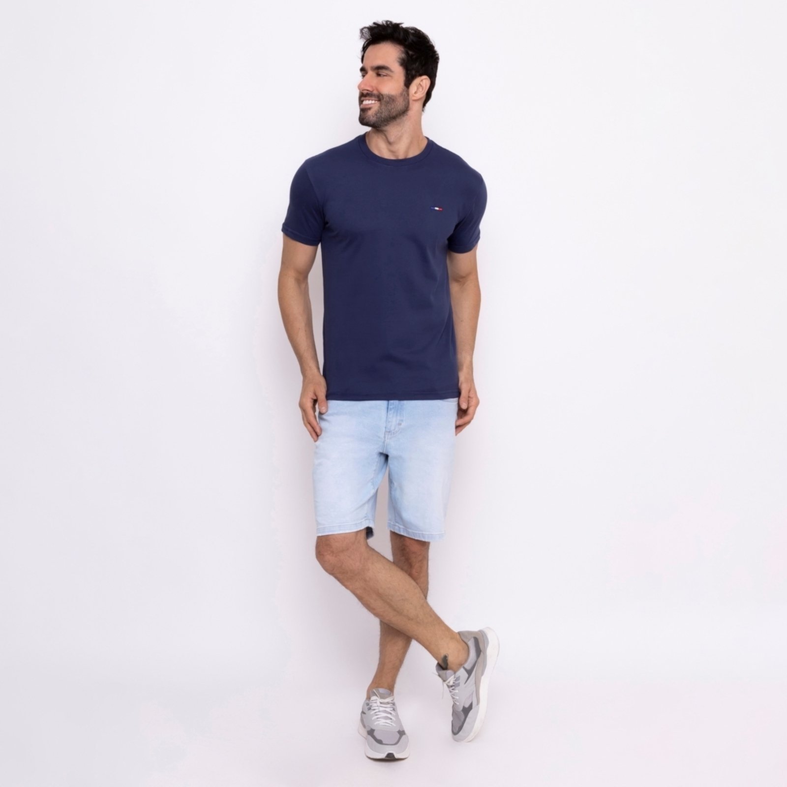 Vista 3 Kit 3 Peças Camisetas Básicas Masculina Industrie em Algodão Premium no Estilo Tommy Bordado França Marinho azul marinho Industrie azul marinho