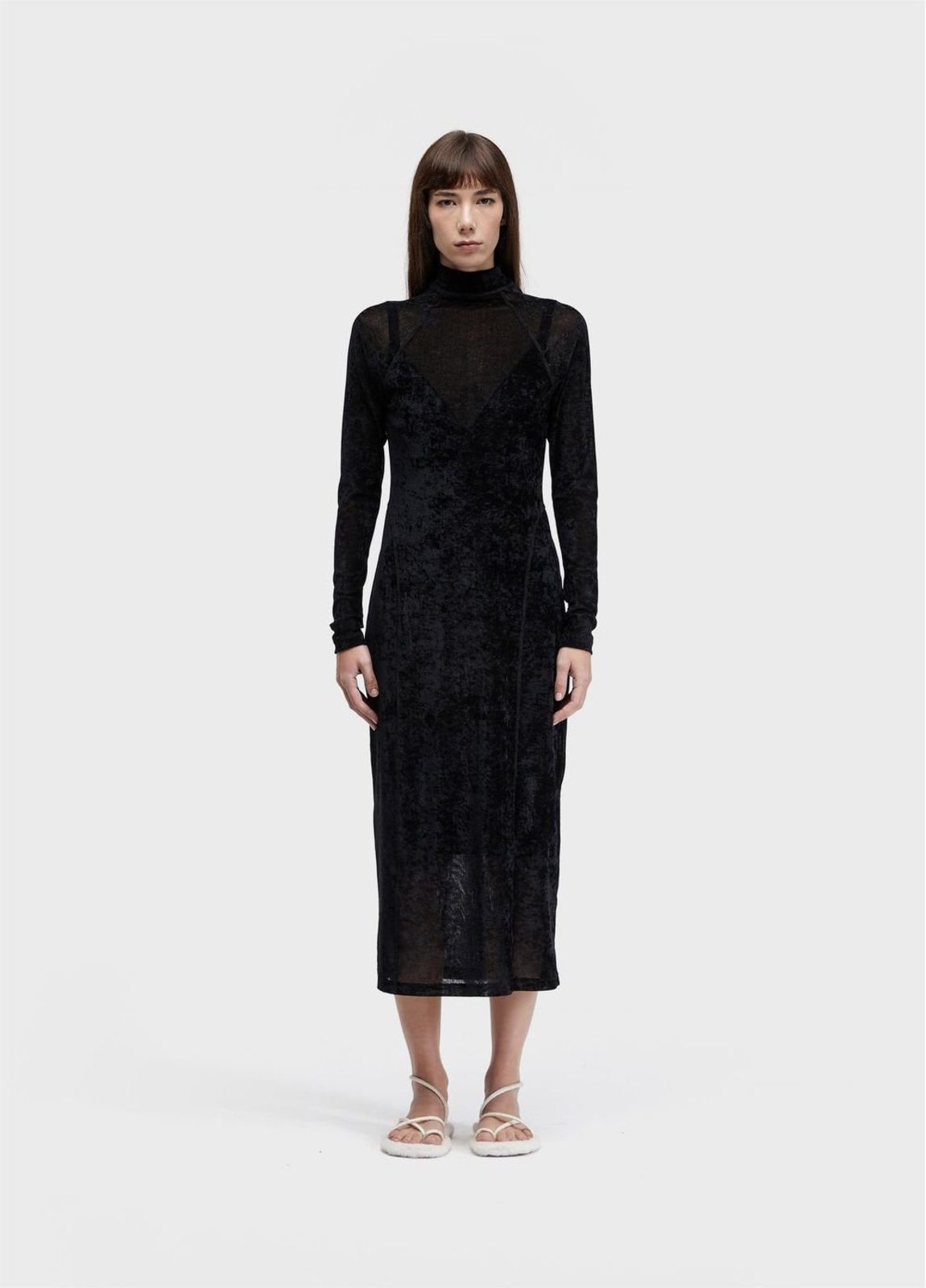 Vestido tule velvet OSKLEN