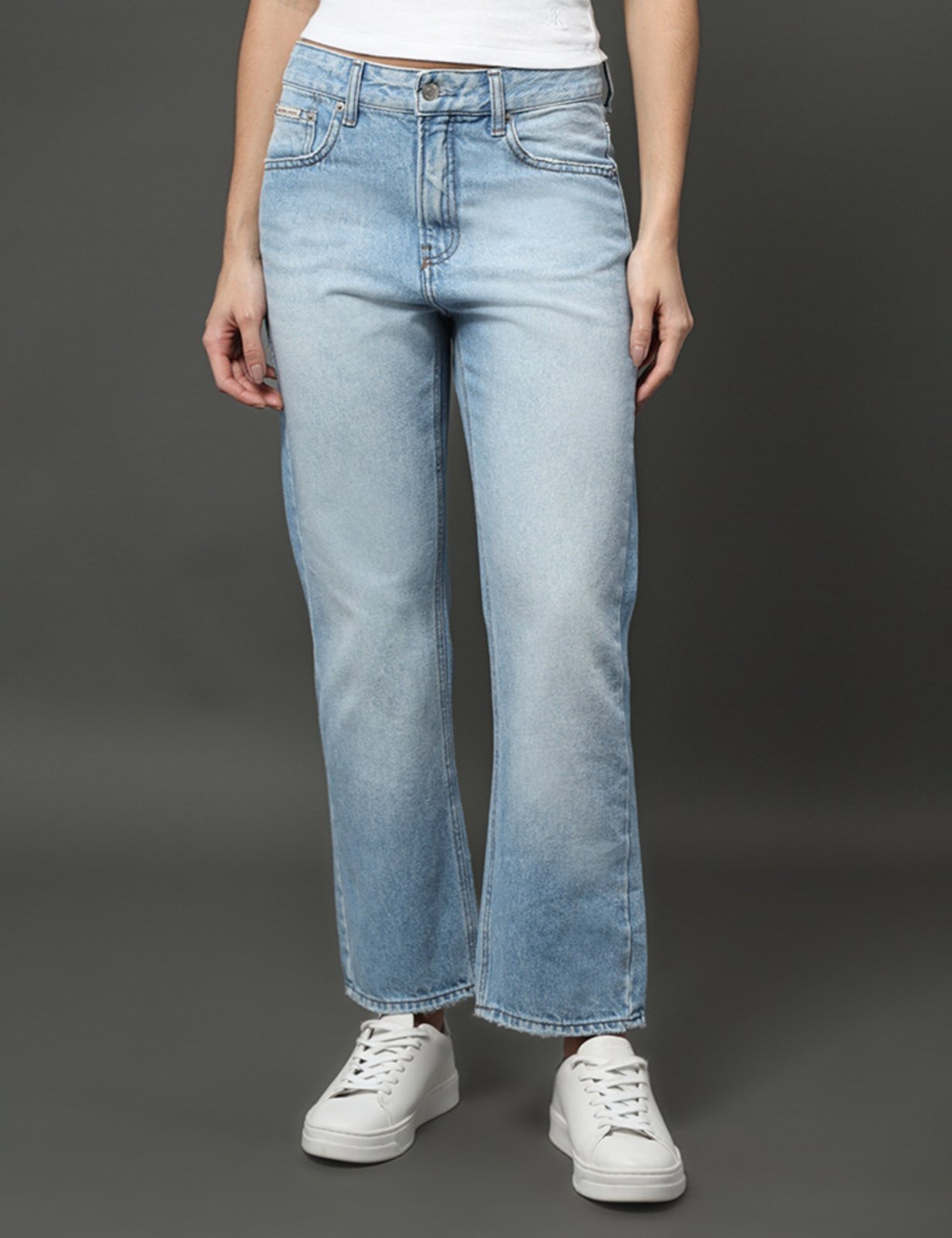 Calça Jeans Feminina Cropped Straight Calvin Klein Jeans – Azul Claro Calvin Klein Jeans