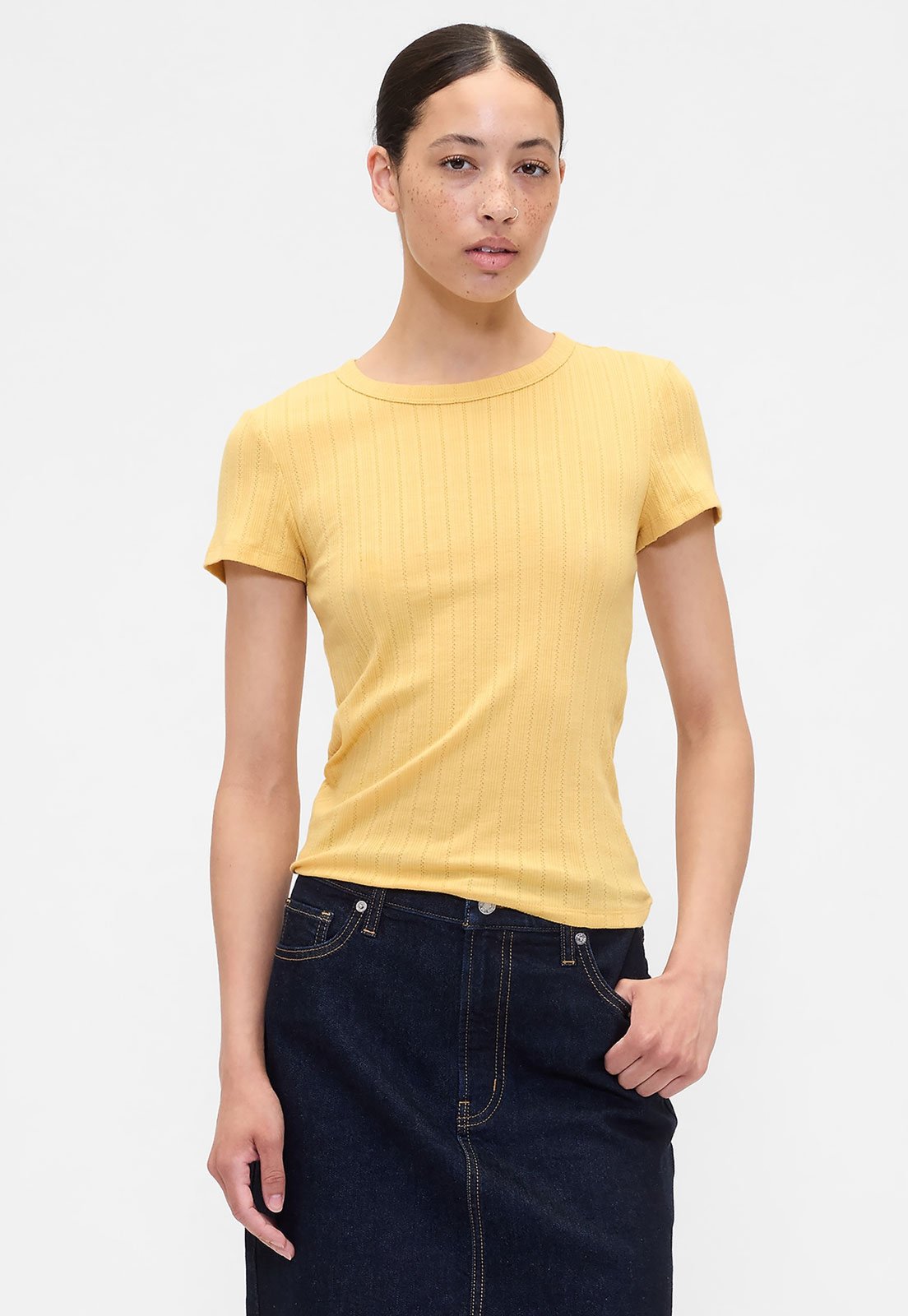 Camiseta Feminina GAP Canelada Amarela