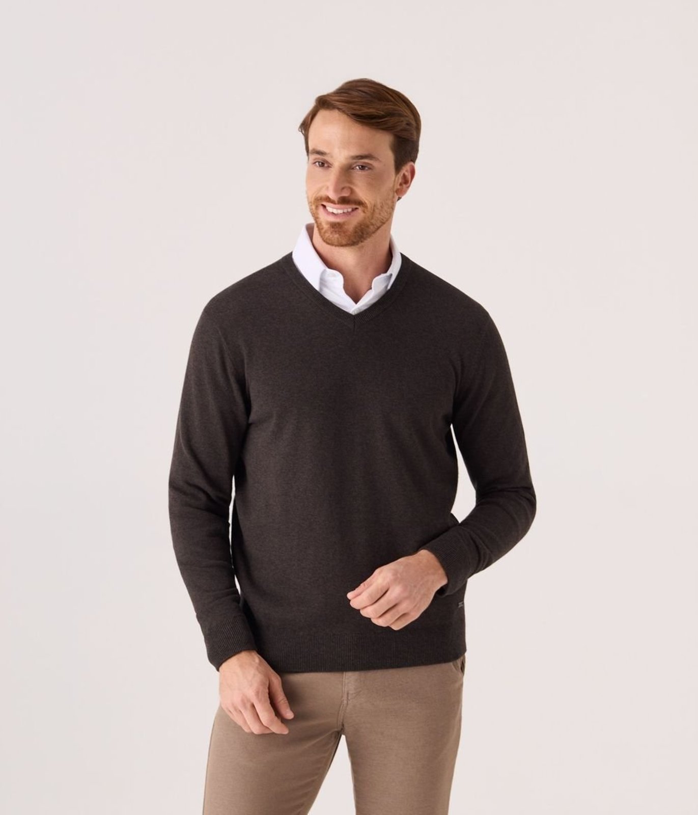 Pullover Makenji Basico Gola V Masculino Marrom