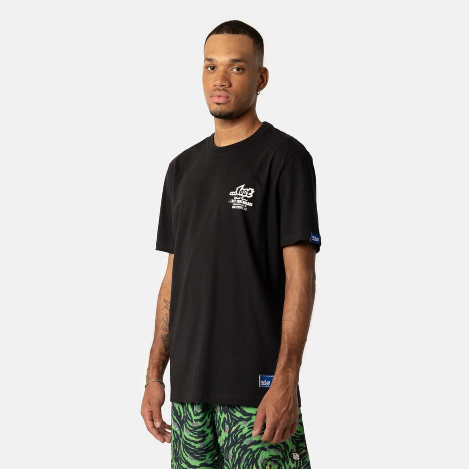 Vista 3 Camiseta Lost Timeless Tee preto Lost preto