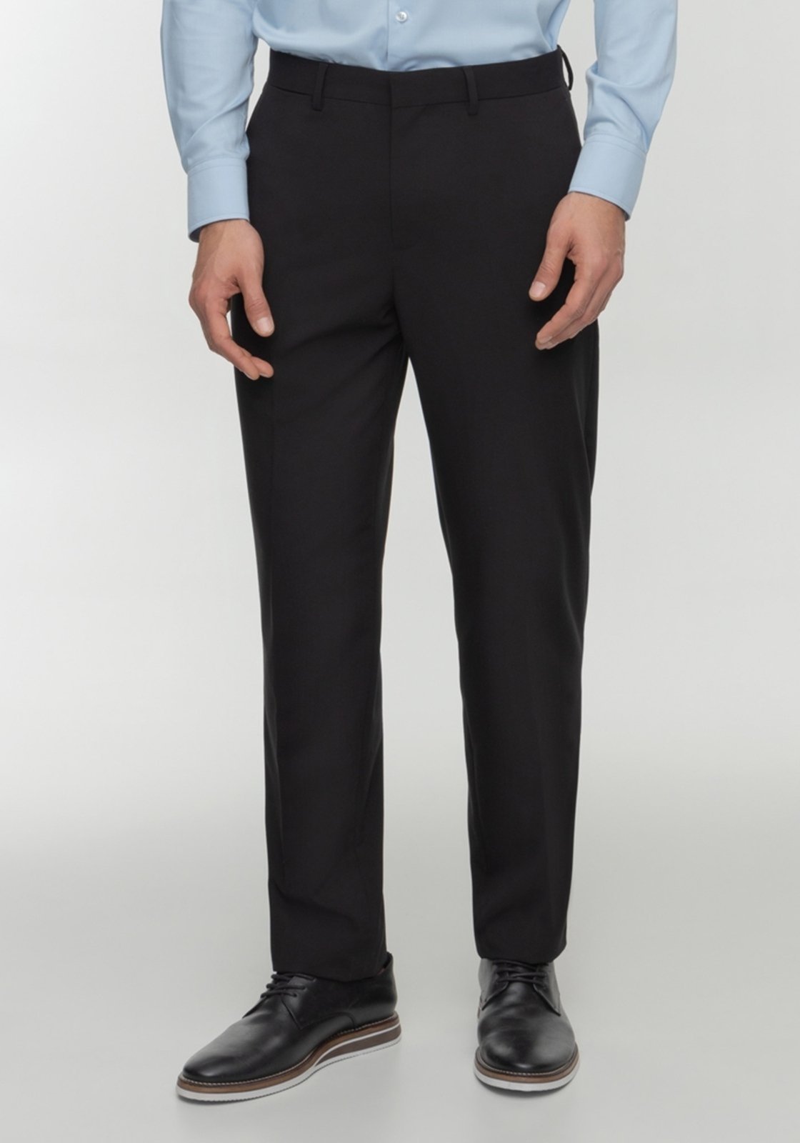 Calça Hangar 33 Masculina Com Bolsos E Passantes No Cós Easy Fit