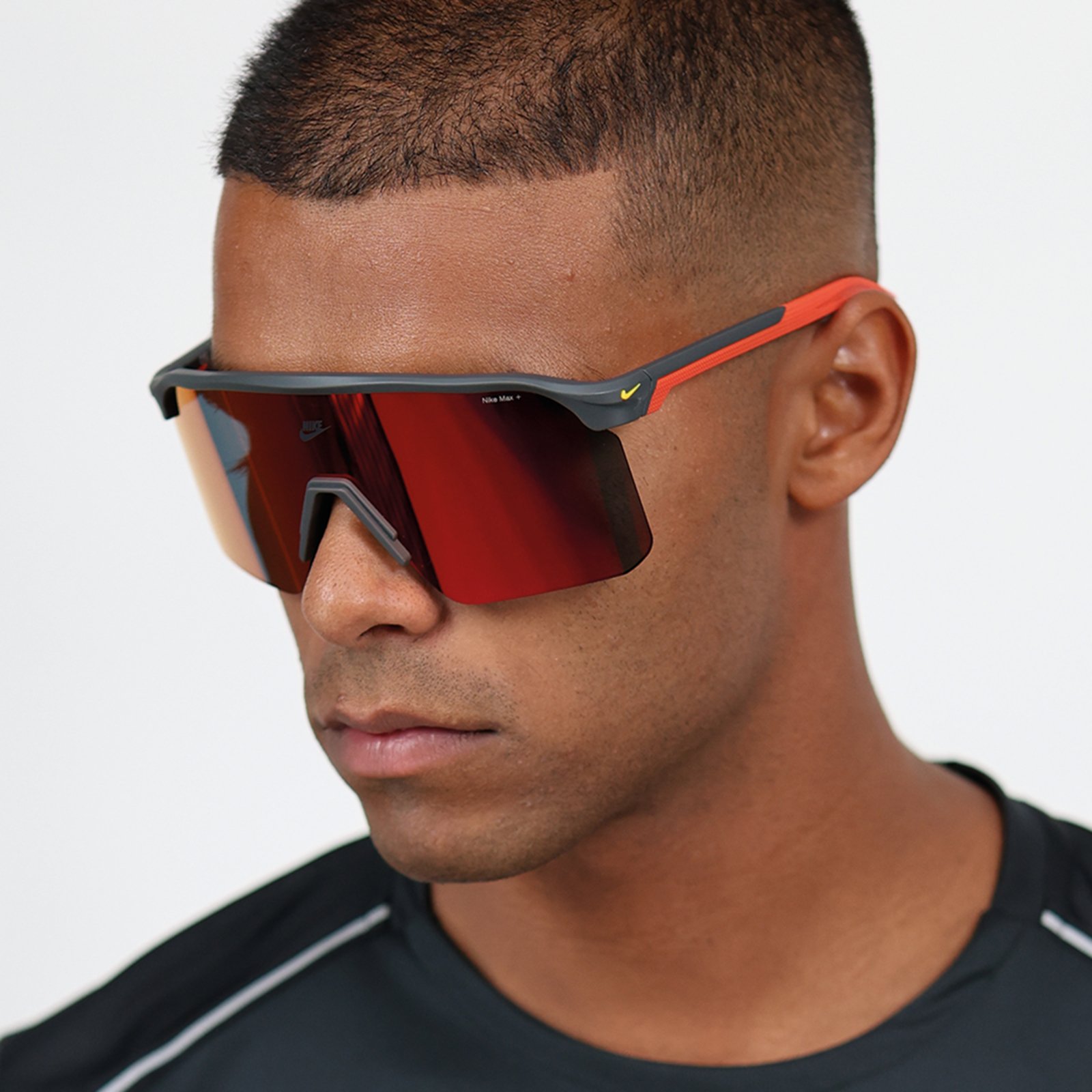 Óculos de Sol Nike Expediton Shield IB6562X Red