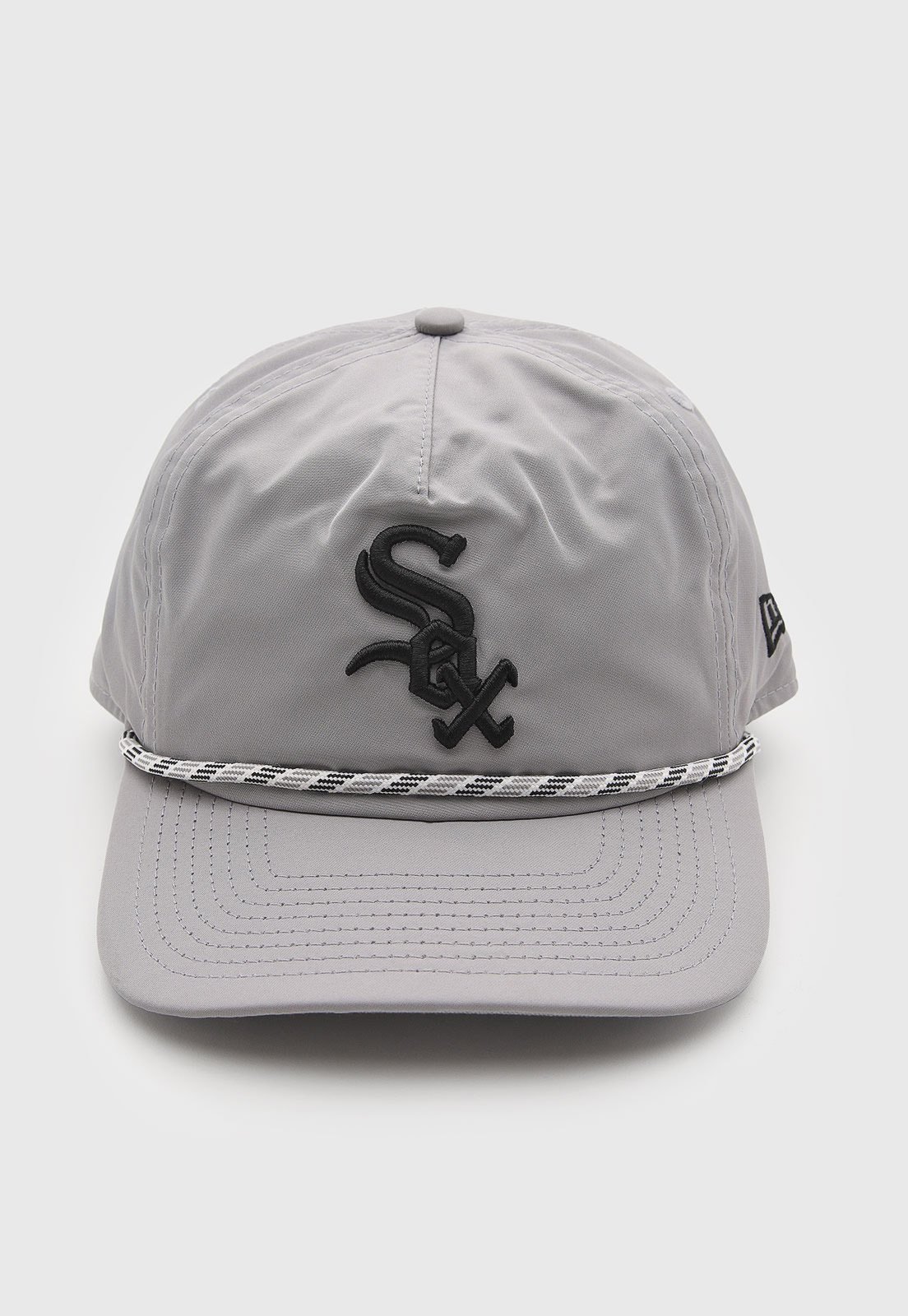 Boné New Era Aba Curva Cinza