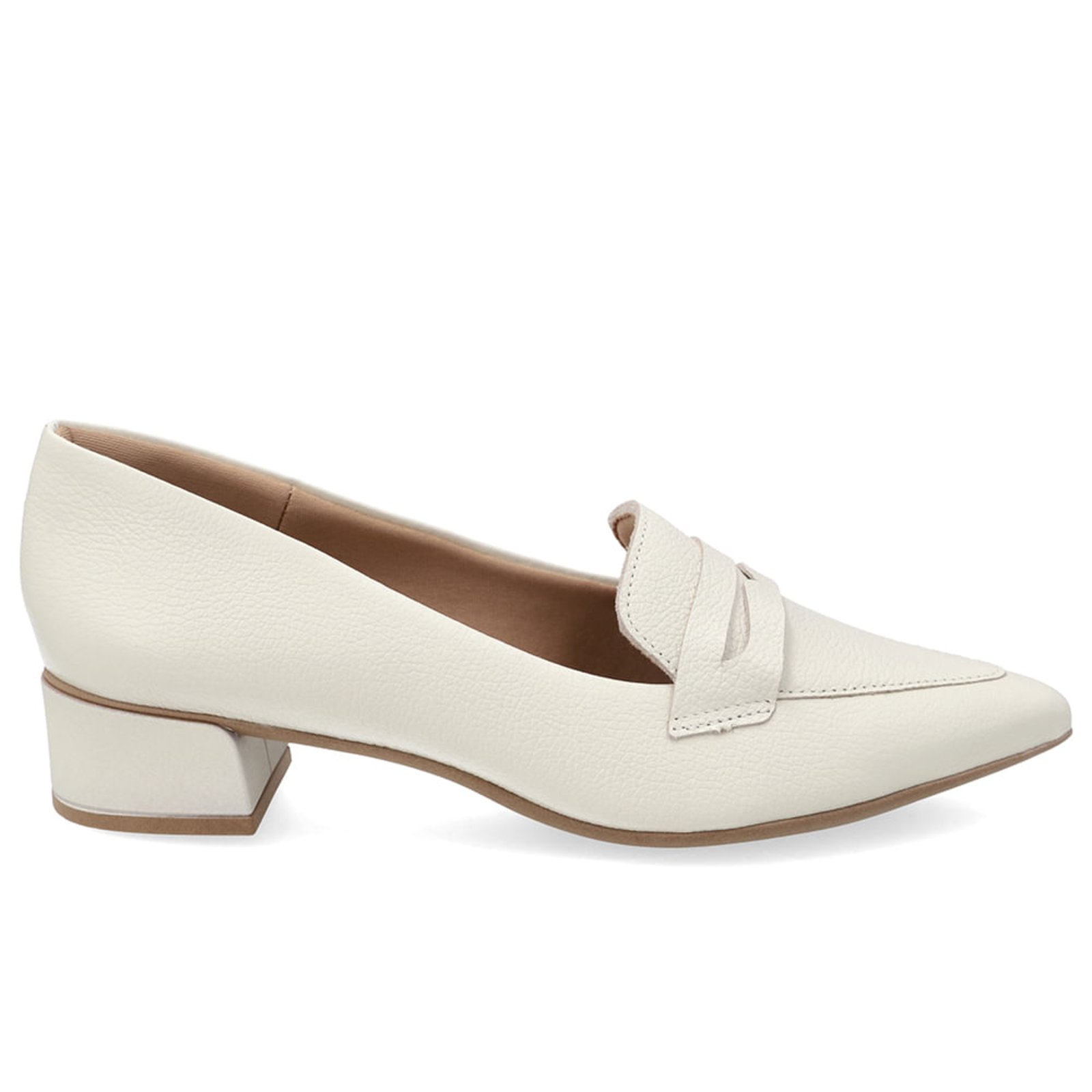 Loafer Em Couro Branco Marfim Bico Fino Com Detalhe Clássico