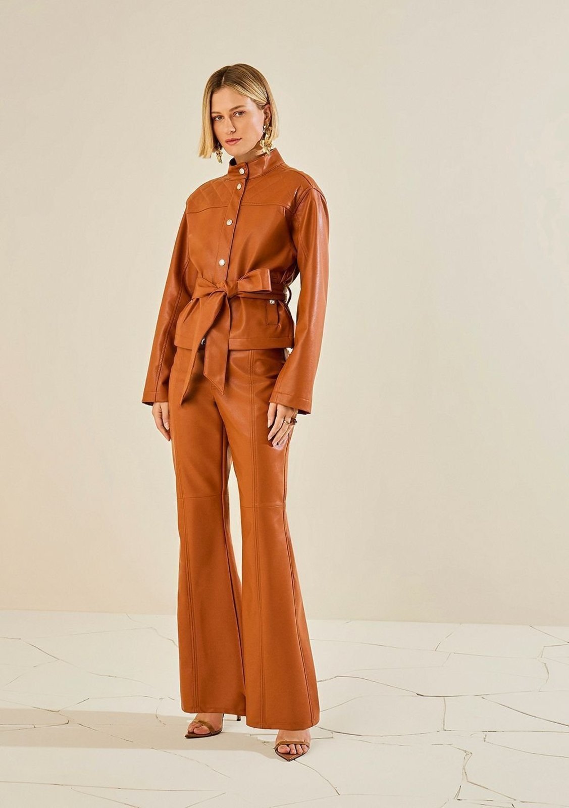 Calça Morena Rosa Flare Alta - Marrom