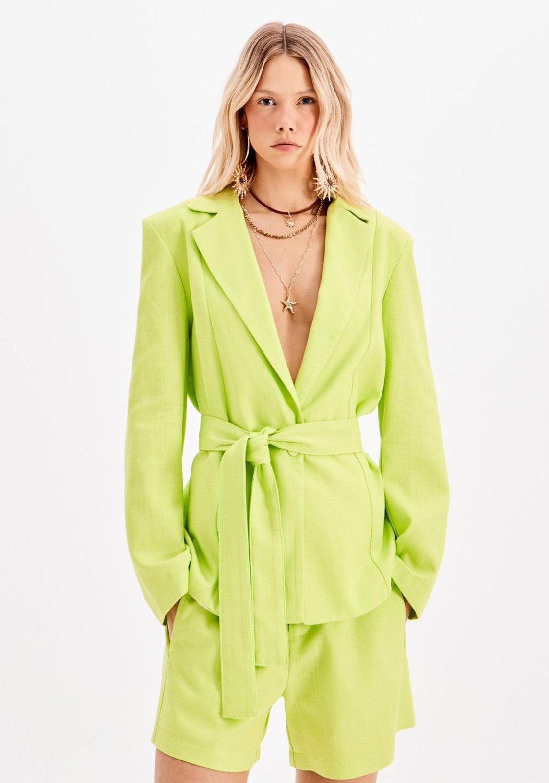 Vista 2 Blazer Oversized Linho com Faixa My Favorite Things verde My Favorite Things verde