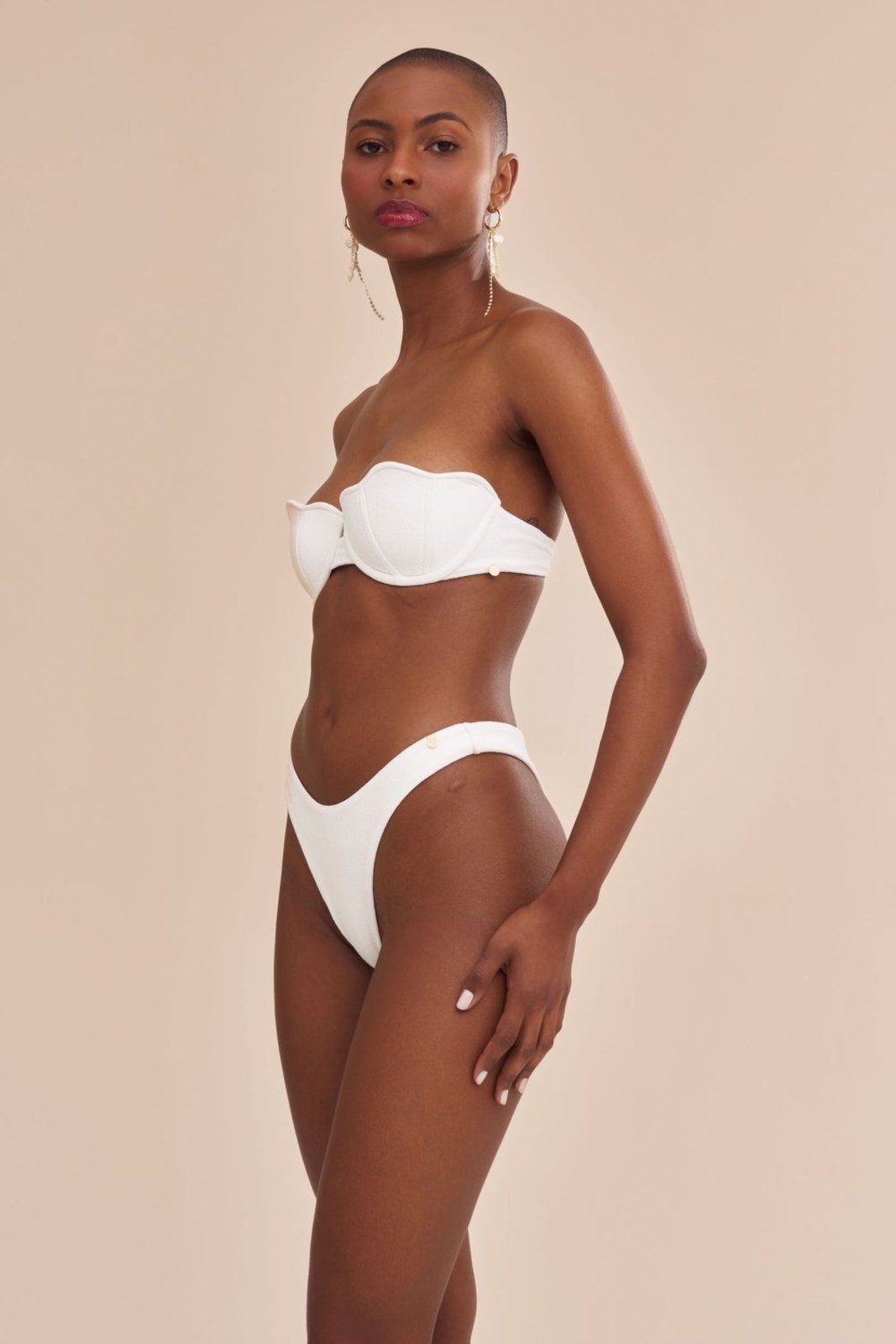 Calcinha Biquíni Asa Delta Conchas Off White Suntime