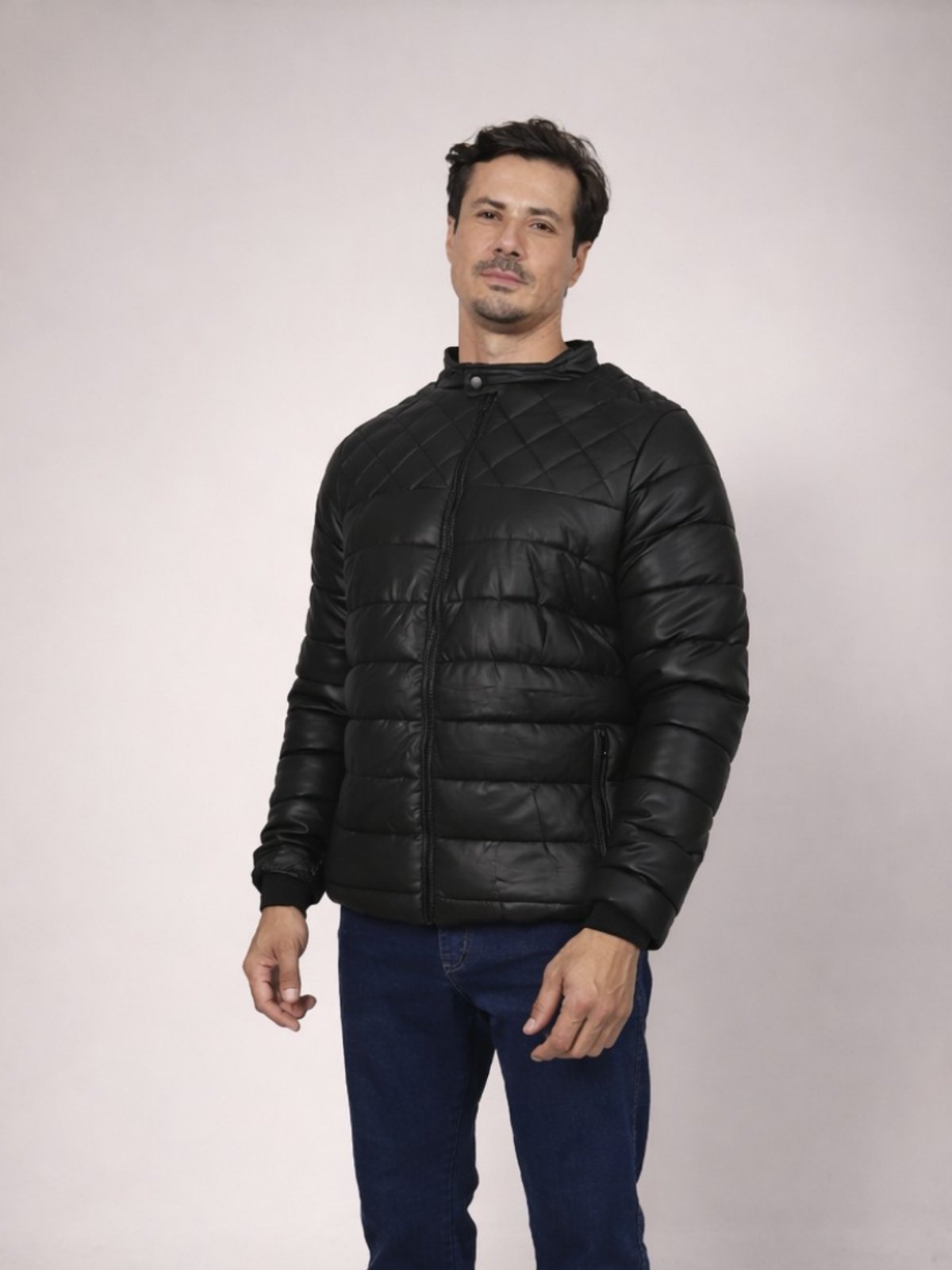 Jaqueta Masculina PU Sintético Sem Capuz Forro Peluciado Bolso Frontal