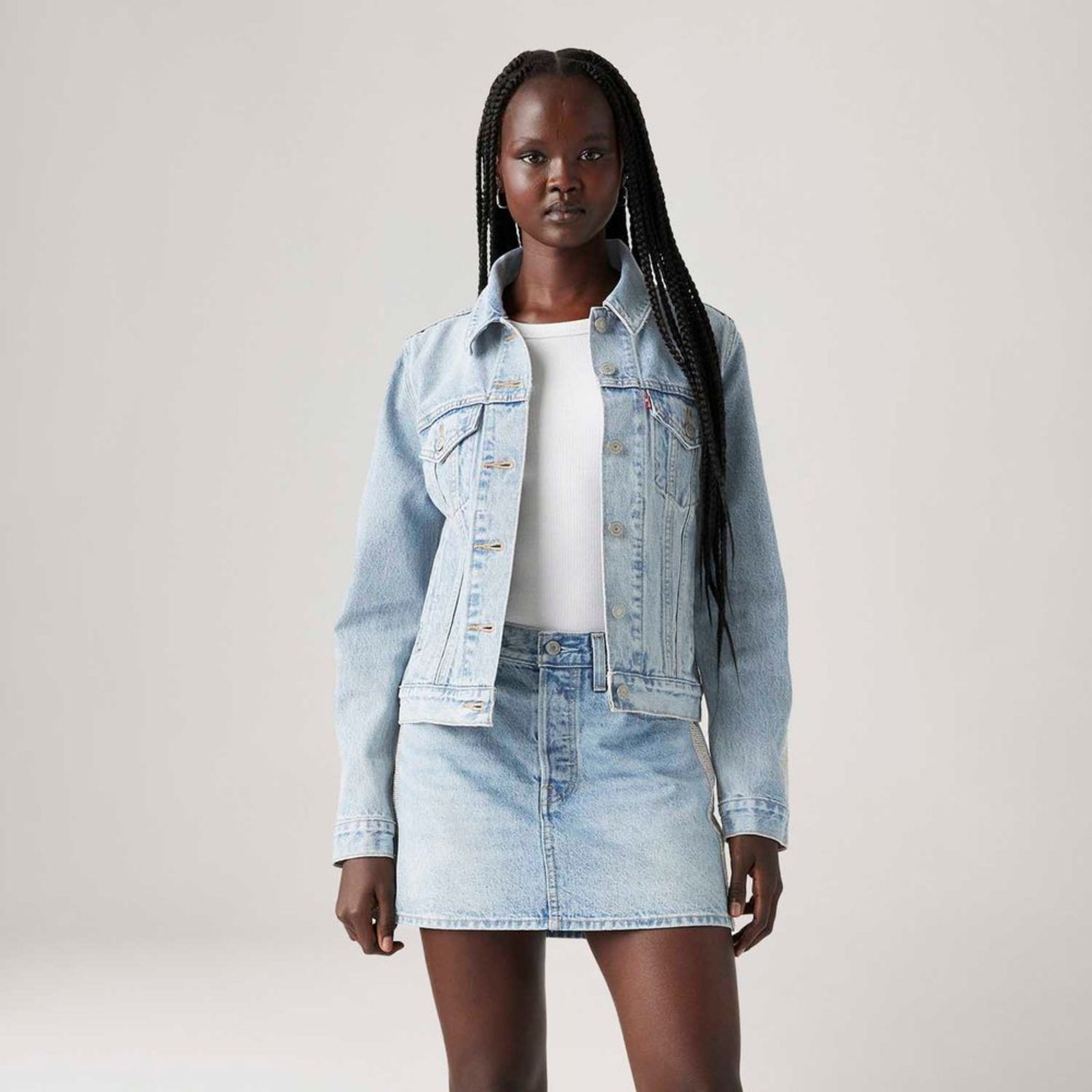 Jaqueta Jeans Levi’s® Original Trucker com Strass Lavagem Clara