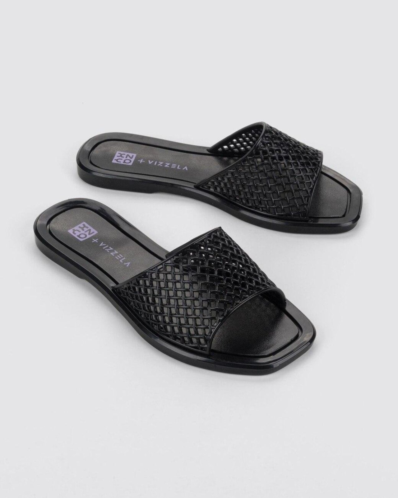 Chinelo Slide Zaxy Mesh Preto