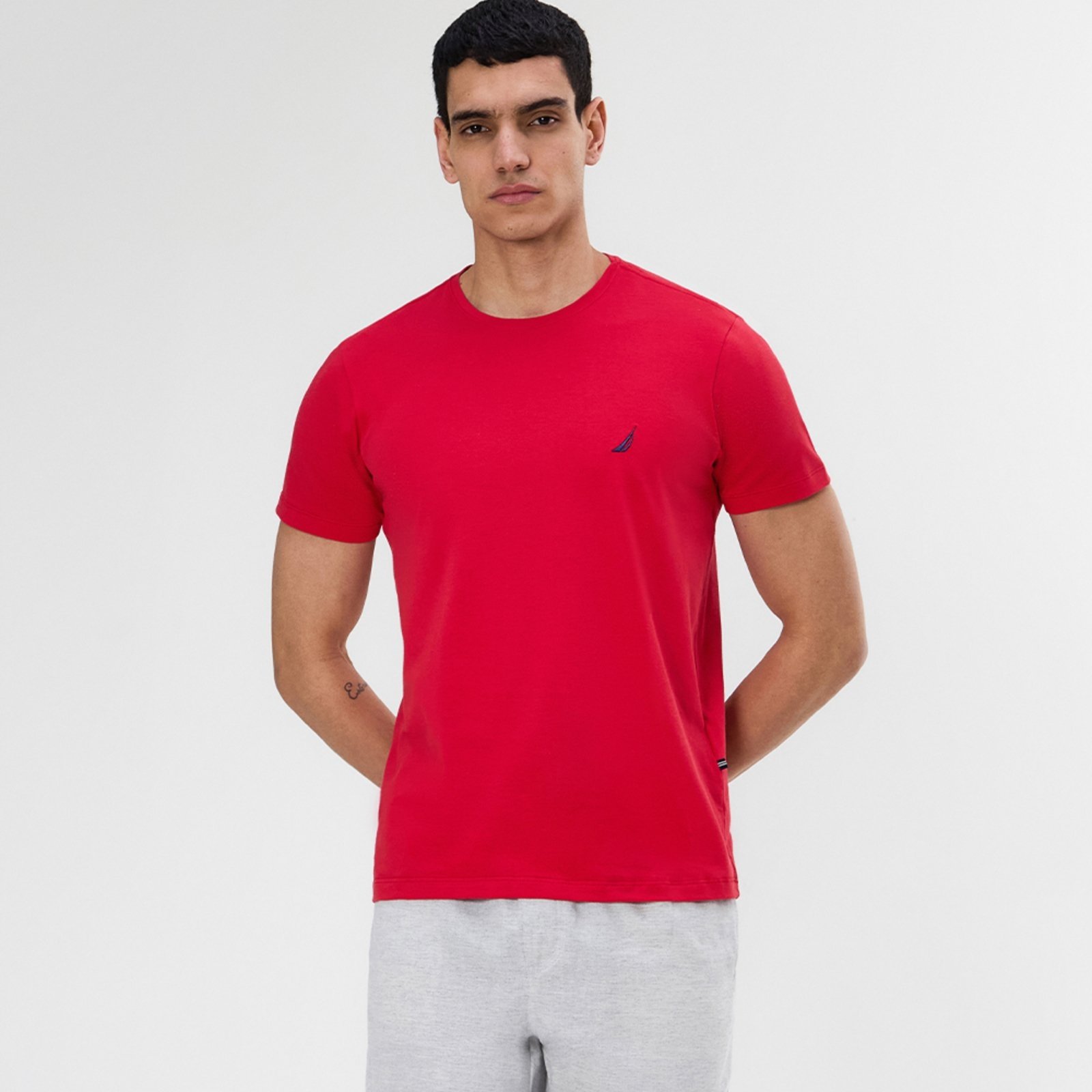 Vista 2 Camiseta Nautica Manga Curta Bordada vermelho Nautica vermelho