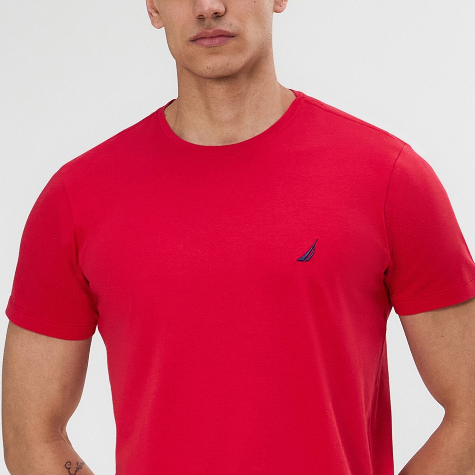Vista 3 Camiseta Nautica Manga Curta Bordada vermelho Nautica vermelho